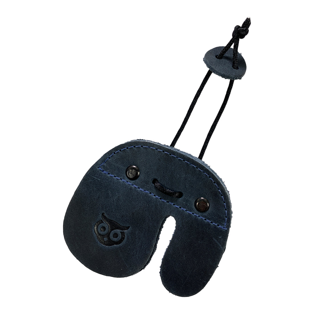 The Hide & Drink Left Handed Archery Finger Protector captured amid the excitement of shooting practice. This Archery Finger Tab serves as your Protect Guard for Recurve Bows, crafted from fine Full Grain Leather. Perfect for your shooting practice gear, showcasing StockyardX's tradition of artisan craftsmanship.