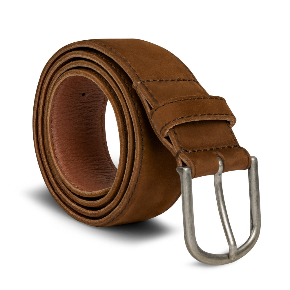 La Leche's Classic Leather Belt with Glove Liner made from full grain leather, showcasing a handmade men's waist belt perfect for jeans. This artisan belt exemplifies small batch production and features hand cut, hand sewn details, all crafted in La Antigua Guatemala & Oaxaca Mexico.
