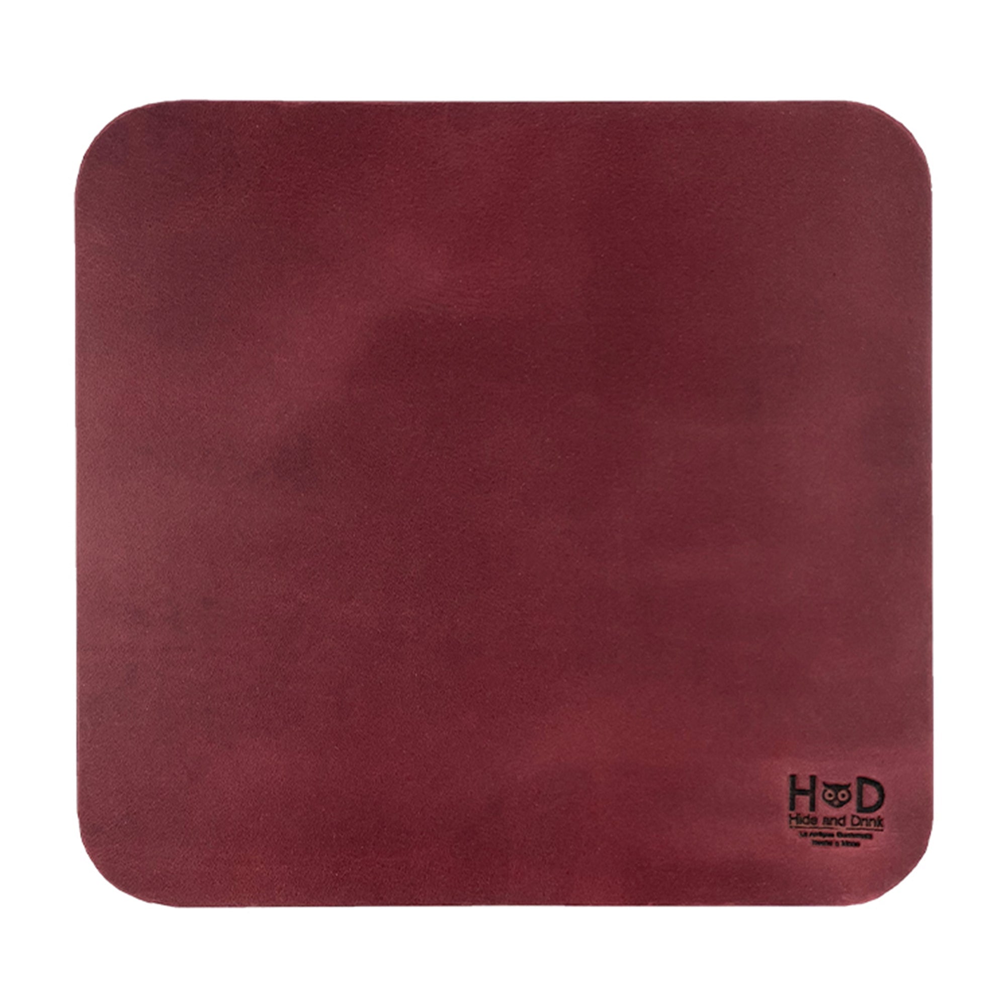 Hide & Drink Mousepad in a striking red tone, adding a splash of color to your workspace. This artisan-crafted mousepad is the perfect mix of style and functionality, made in La Antigua Guatemala & Oaxaca Mexico.