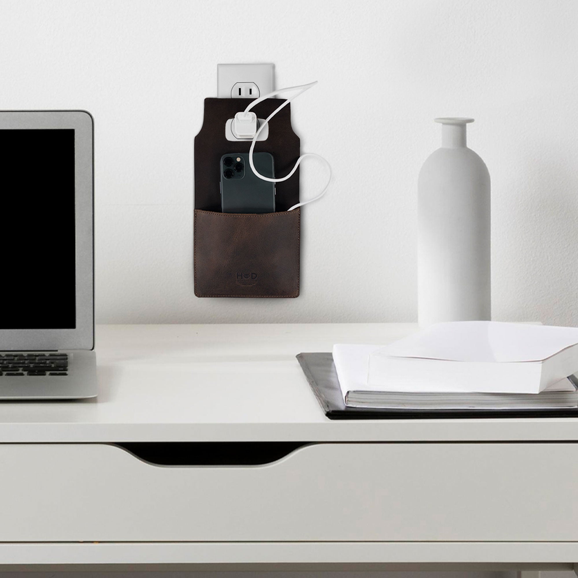 Phone Charger Holder - Stockyard X 'The Leather Store'