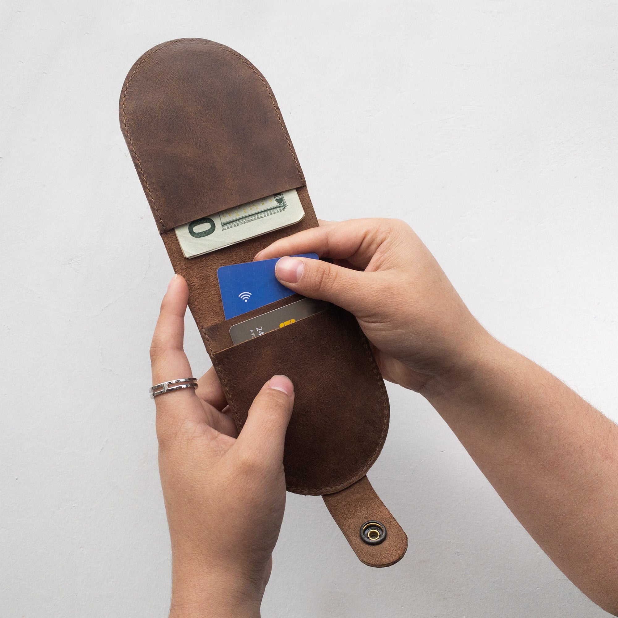 Rounded Wallet - Stockyard X 'The Leather Store'