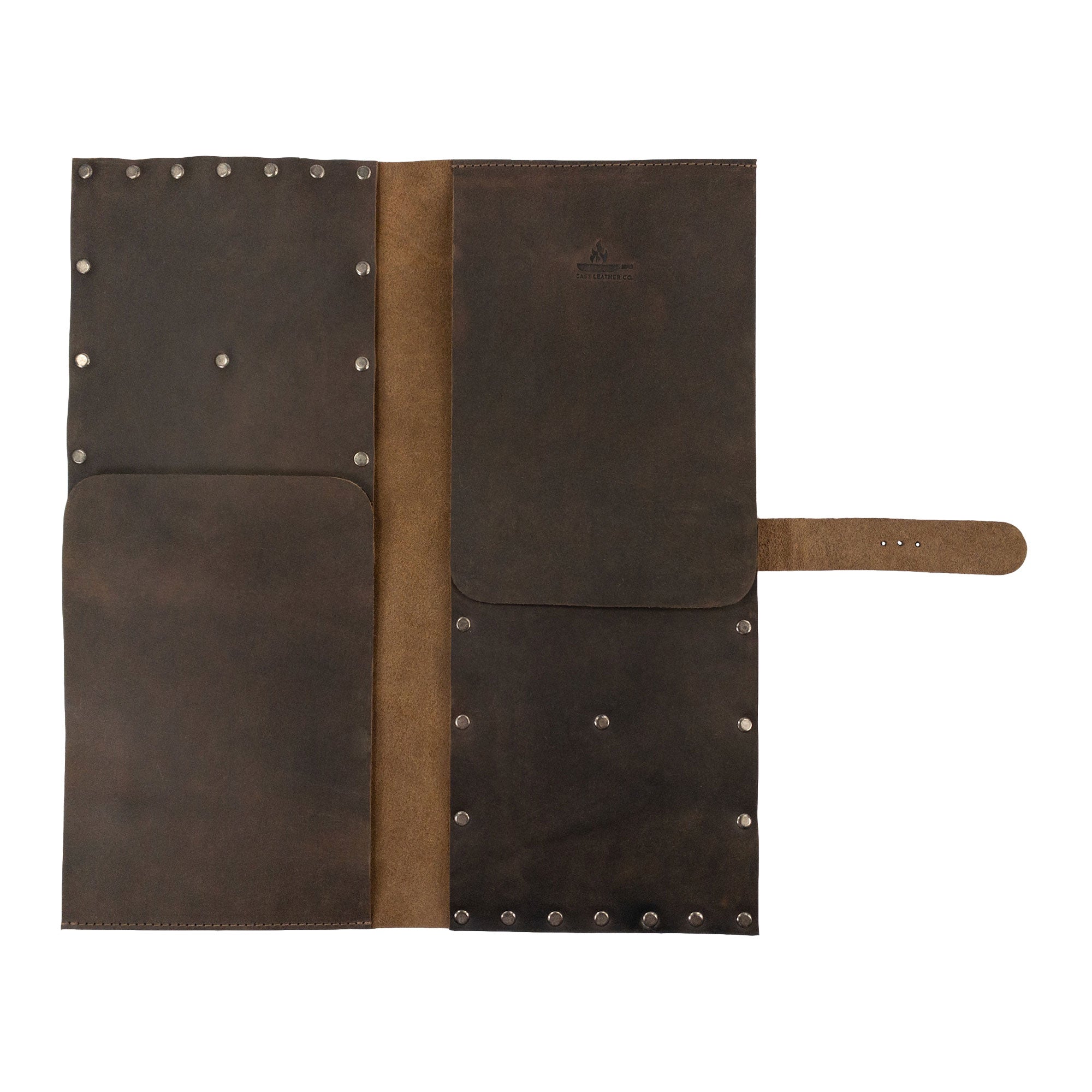 Riveted Chef Knife Case by Cast Leather Co., presented in a sleek design highlighting the durable full grain leather. This chef knife case is perfect for organizing kitchen tools and culinary accessories, reflecting stockyardX artisan craftsmanship, handmade in La Antigua Guatemala & Oaxaca Mexico.