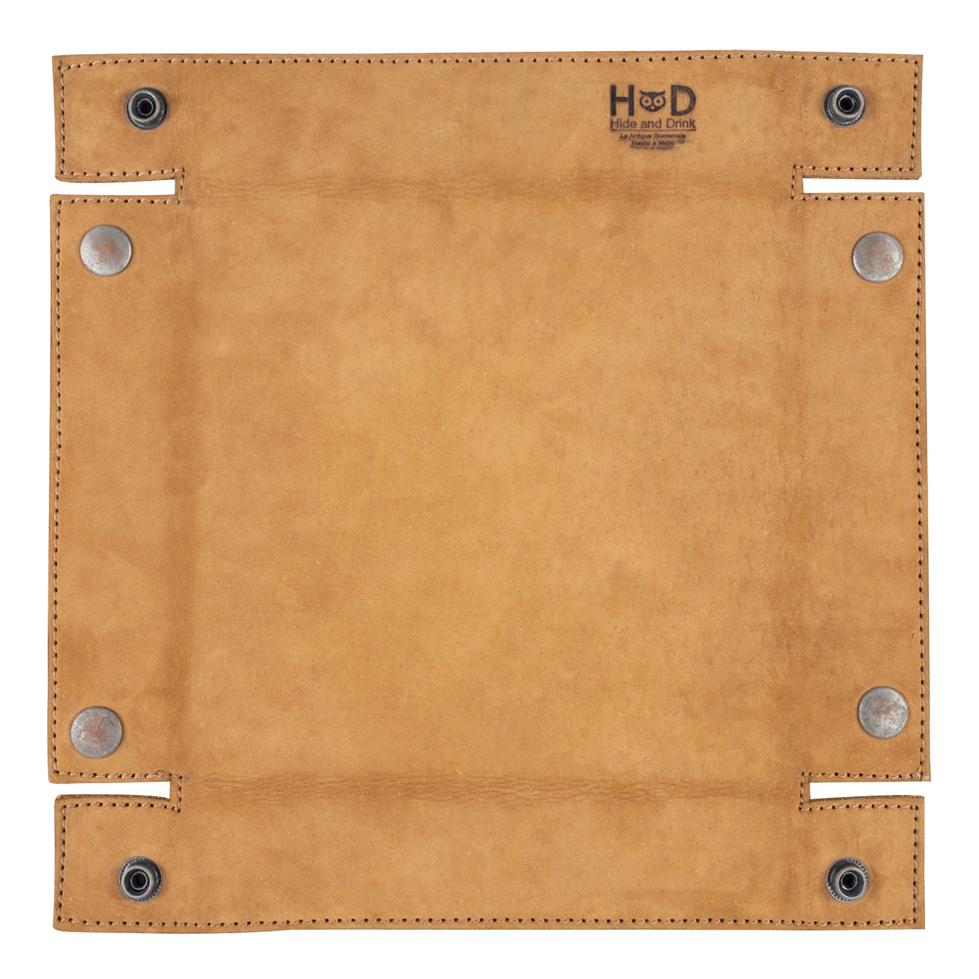 Hide & Drink Jumbo Tray, designed as an easy access organizer crafted from full grain leather, suitable for coins and small gadgets. This artisan catchall tray embodies the craftsmanship of La Antigua Guatemala.