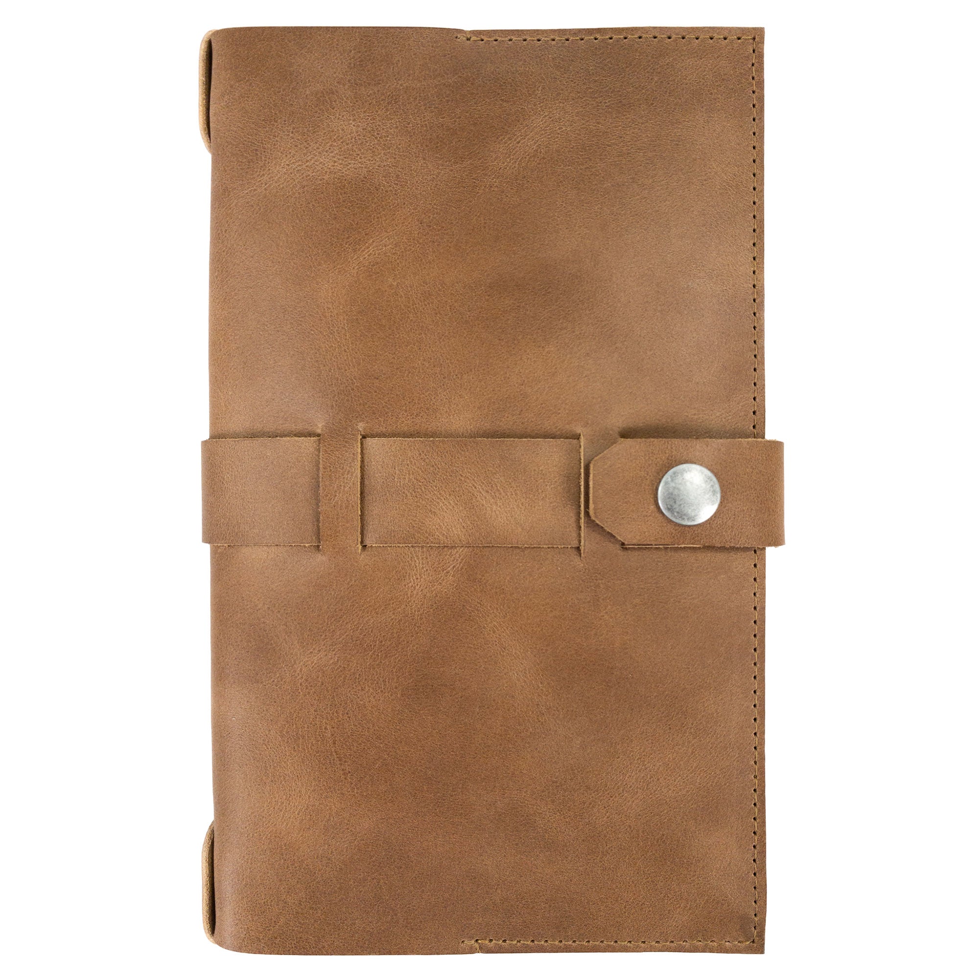 Hide & Drink's Riveted Field Note Cover for Moleskine (5 x 8.25 in.) Notebook NOT Included shown with accessories that complement its style. Made from full grain leather, this handcrafted item reflects artisan excellence from La Antigua Guatemala & Oaxaca, Mexico.