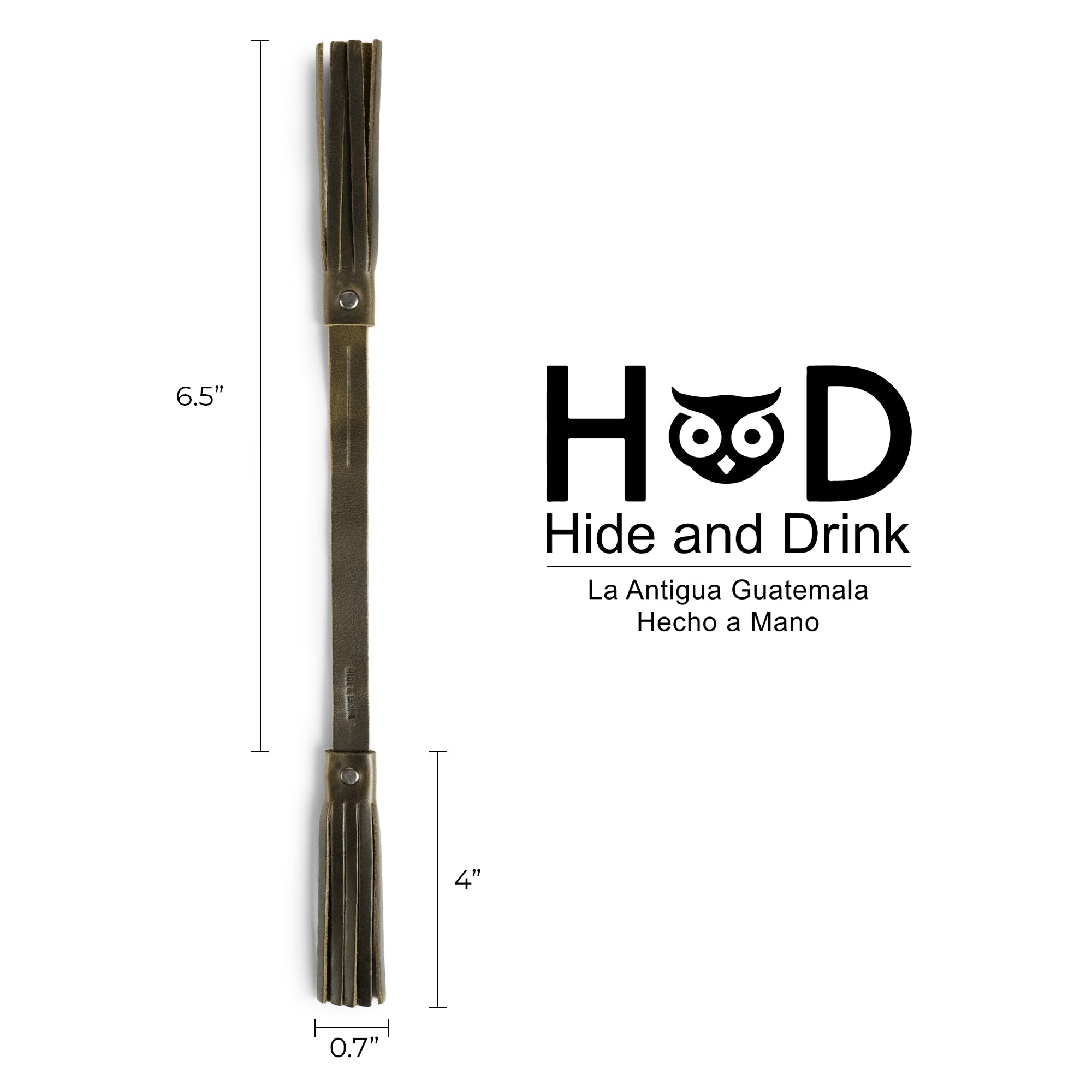 Image featuring dimensions of the Tassel Bag Charm Dark Jade by Hide & Drink, alongside the brand logo. This tassel charm serves as a stylish ornament for women, made from durable full grain leather and reflecting artisan craftsmanship from La Antigua Guatemala & Oaxaca Mexico.