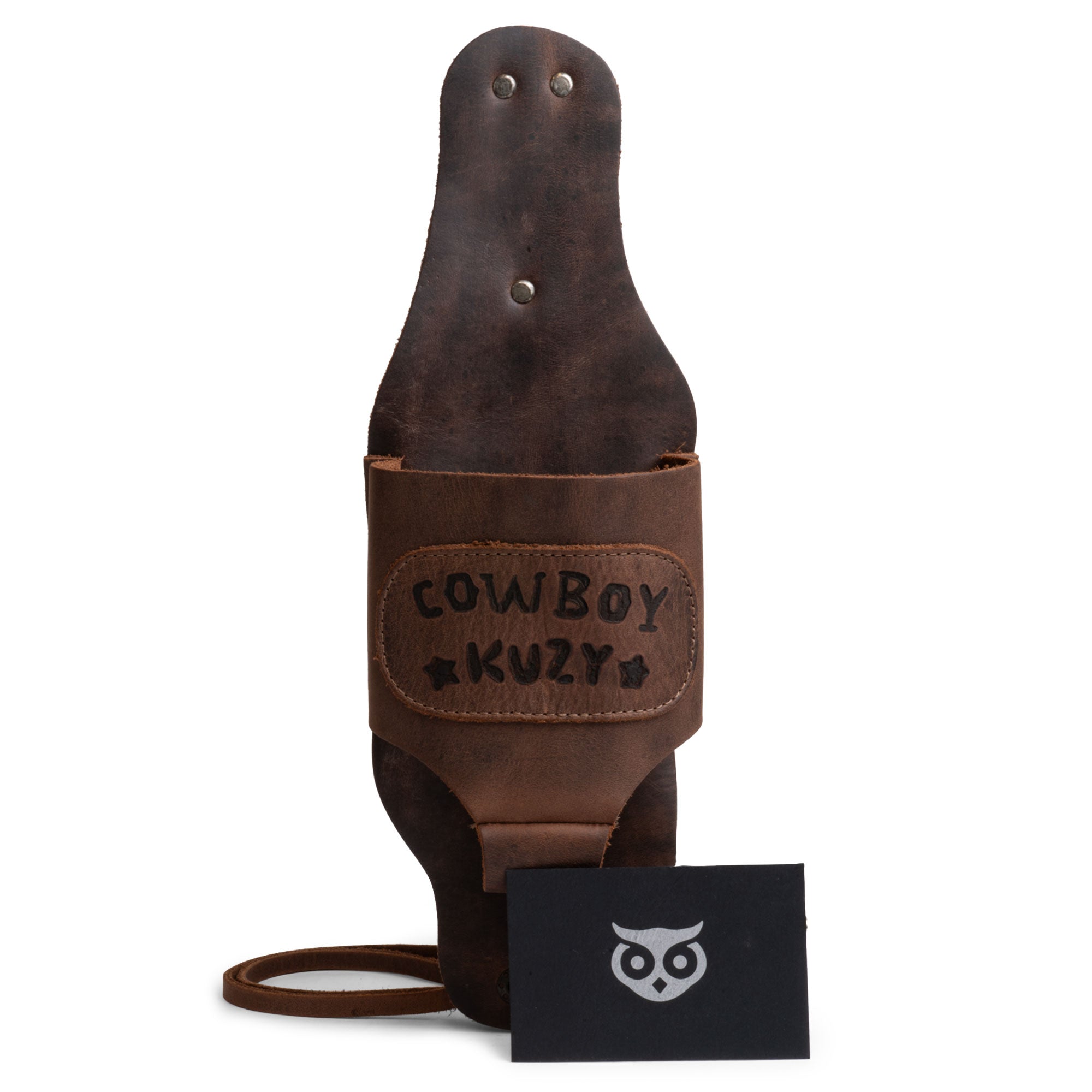 Hide & Drink Beer Holster Cowboy Buzy, your new favorite Beer Holster for Cowboy that ensures you can enjoy your drink hands-free. This Western Bottle Leg Grip is crafted from premium full grain leather, showcasing small batch production and artisanal quality, handmade in La Antigua Guatemala.