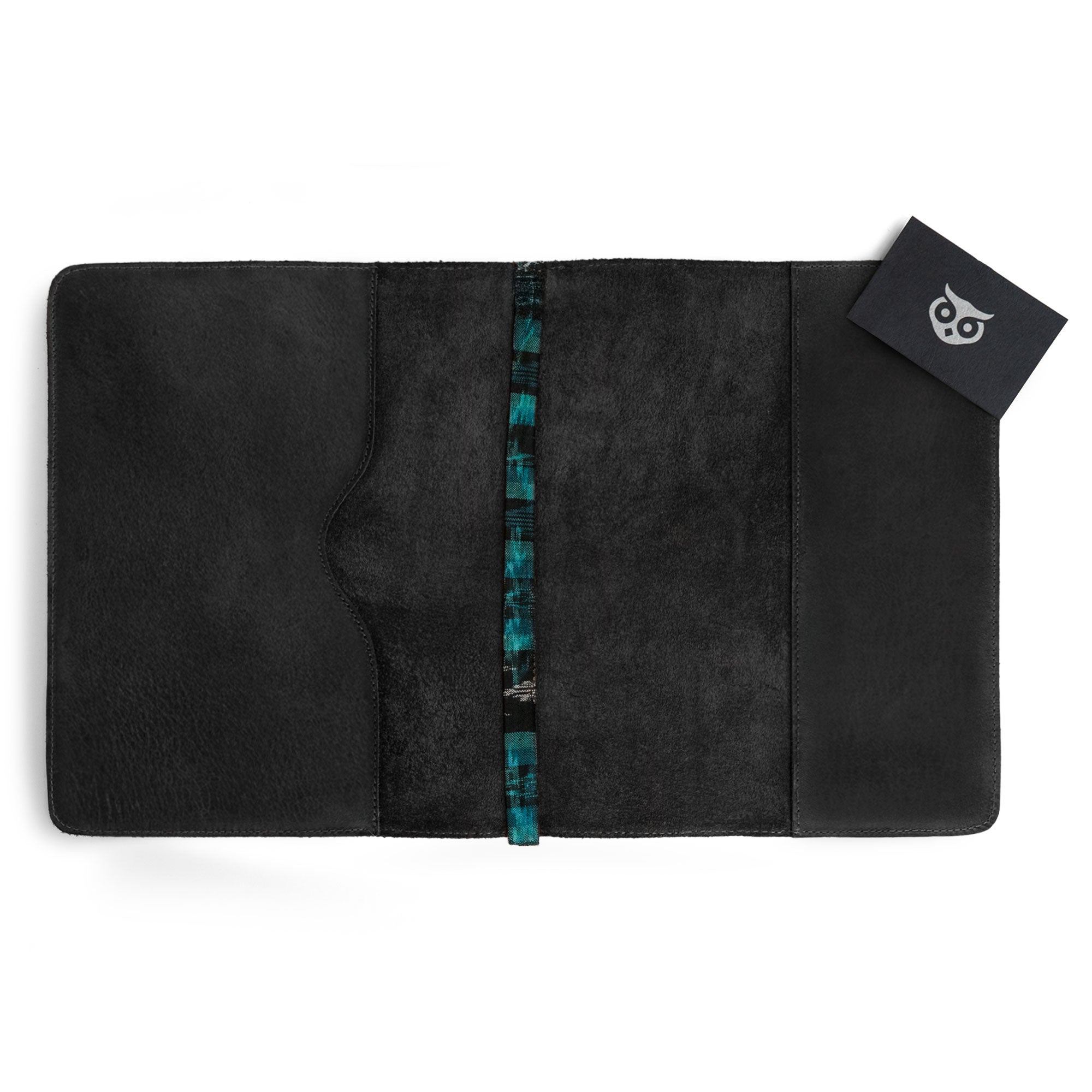 The Journal Cover for (8.5 x 11 in.) Moleskine Cahier XXL showcased by Hide & Drink, perfect for a stylish and practical solution. Crafted from full grain leather with attention to detail in every stitch, this handmade cover is a true representation of artisan skills from La Antigua Guatemala & Oaxaca Mexico.