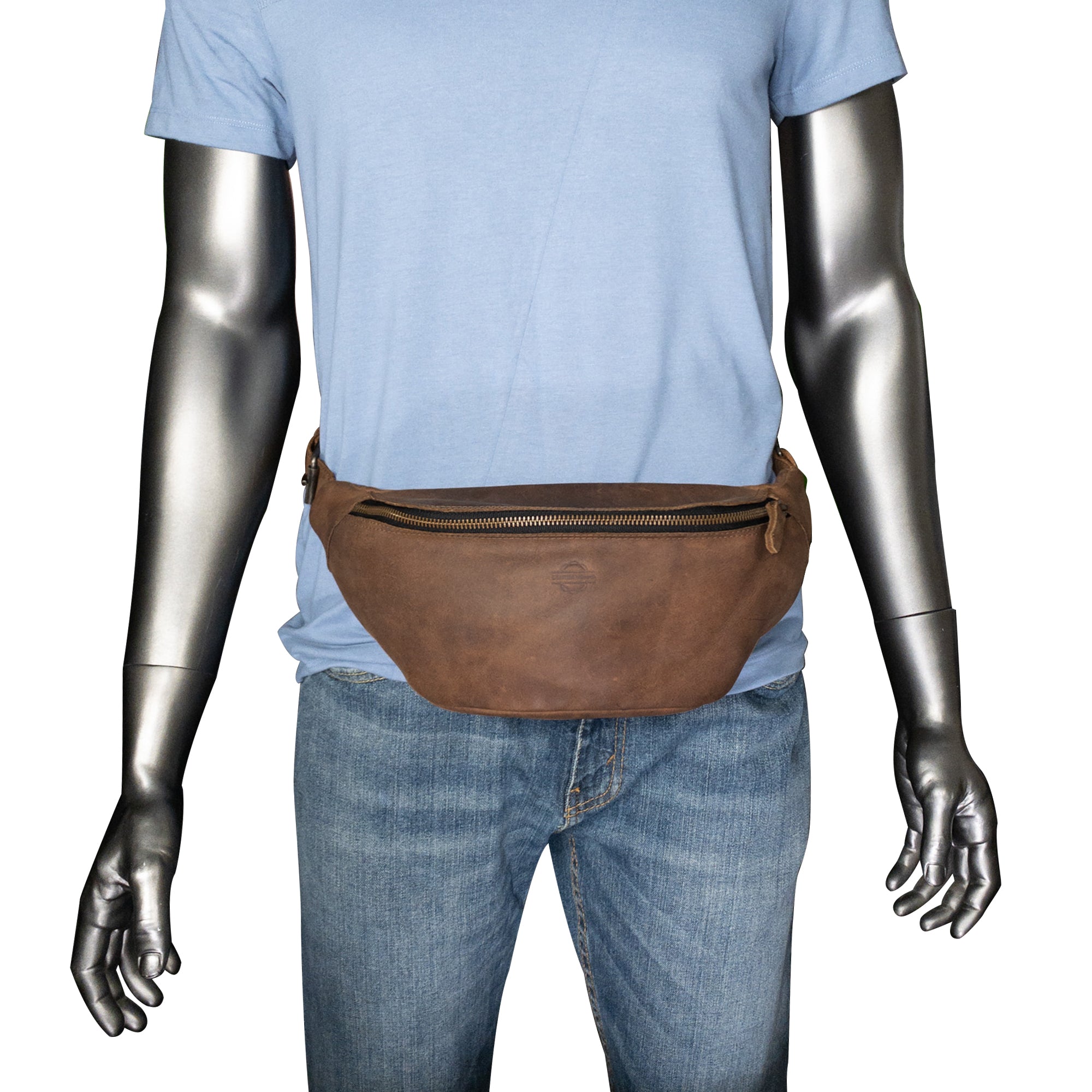 Zippered Fanny Pack by Leather Nomad showcased on a mannequin. This handmade bag made from full grain leather is a stylish accessory perfect for storing items like money and phone, ideal for travel. Artisan craftsmanship from La Antigua Guatemala with hand cut and hand sewn details.