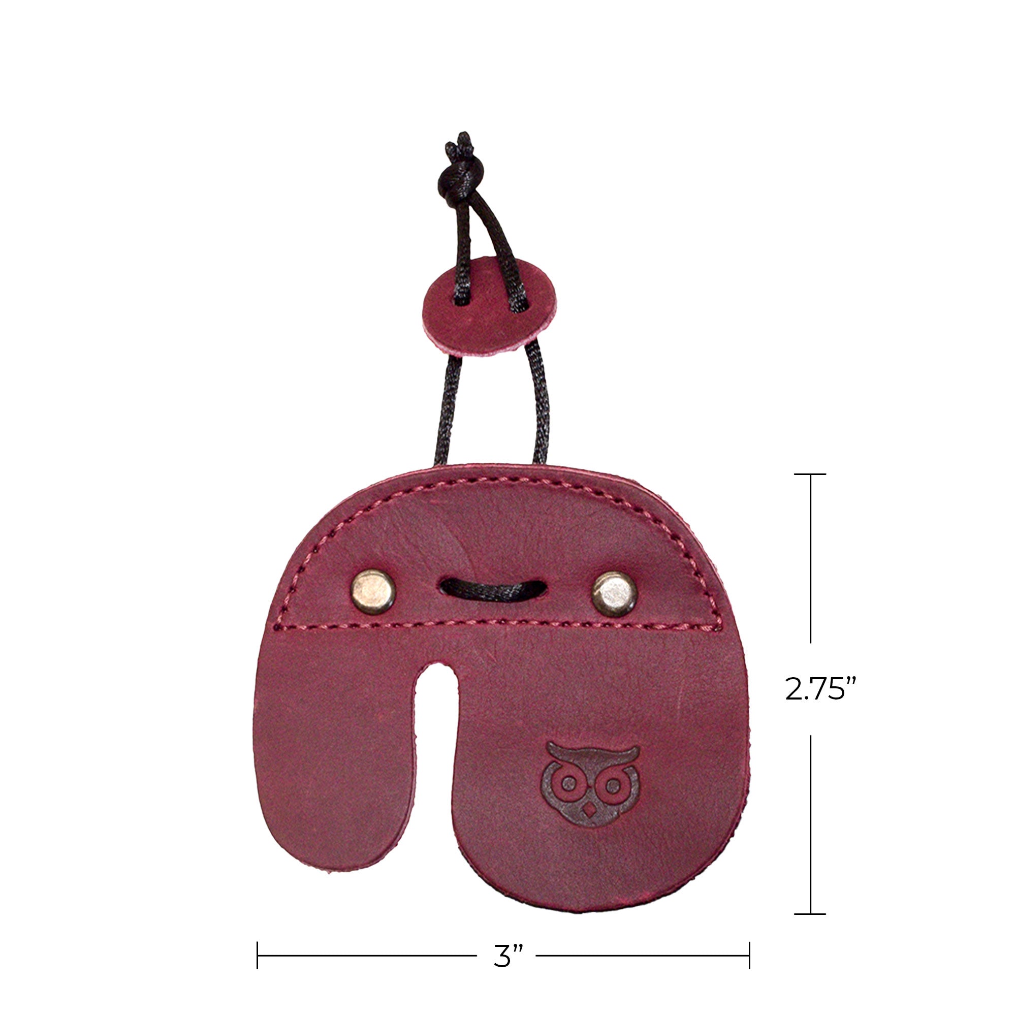 The Right Handed Archery Finger Protector from Hide & Drink displays a stylish full grain leather design. This Archery Finger Tab is a necessary Protect Guard for Recurve Bows, enhancing shooting practice gear for sports and outdoors enthusiasts. Handmade in La Antigua Guatemala, it represents the essence of small batch production with meticulous hand cut and hand sewn craftsmanship, complete with a fire branded artisan finish.