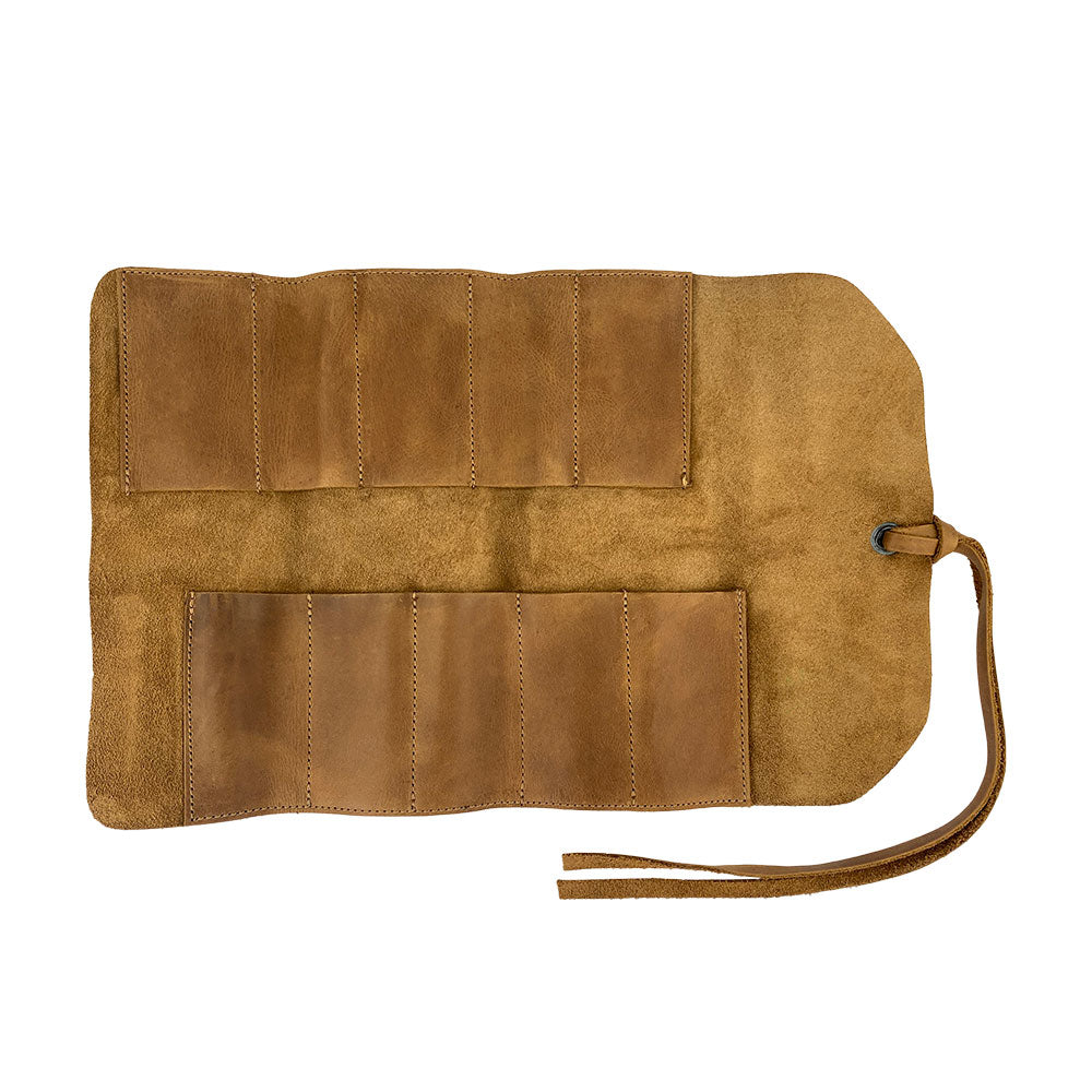 Hide & Drink Tool Roll introduces a stylish small tool roll-up bag with 10 slots, featuring a high-quality full grain leather design. This portable carry-on pouch serves as an ideal woodworking tools organizer, making it a great addition to your workshop storage. Proudly handcrafted in La Antigua Guatemala & Oaxaca Mexico, emphasizing artisan quality.