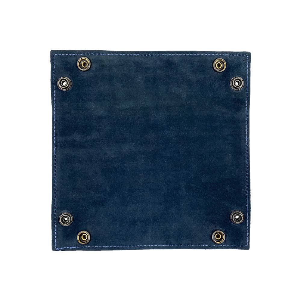Hide & Drink Valet Tray featuring an innovative design made with durable full grain leather, great for everyday organization. Handmade in La Antigua Guatemala & Oaxaca Mexico, Catchall Change Key Wallet Coin Box Tray Storage Valet, Full Grain Leather, StockyardX, Small Batch Production, Hand Cut, Hand Sewn, Fire Branded, Artisan.