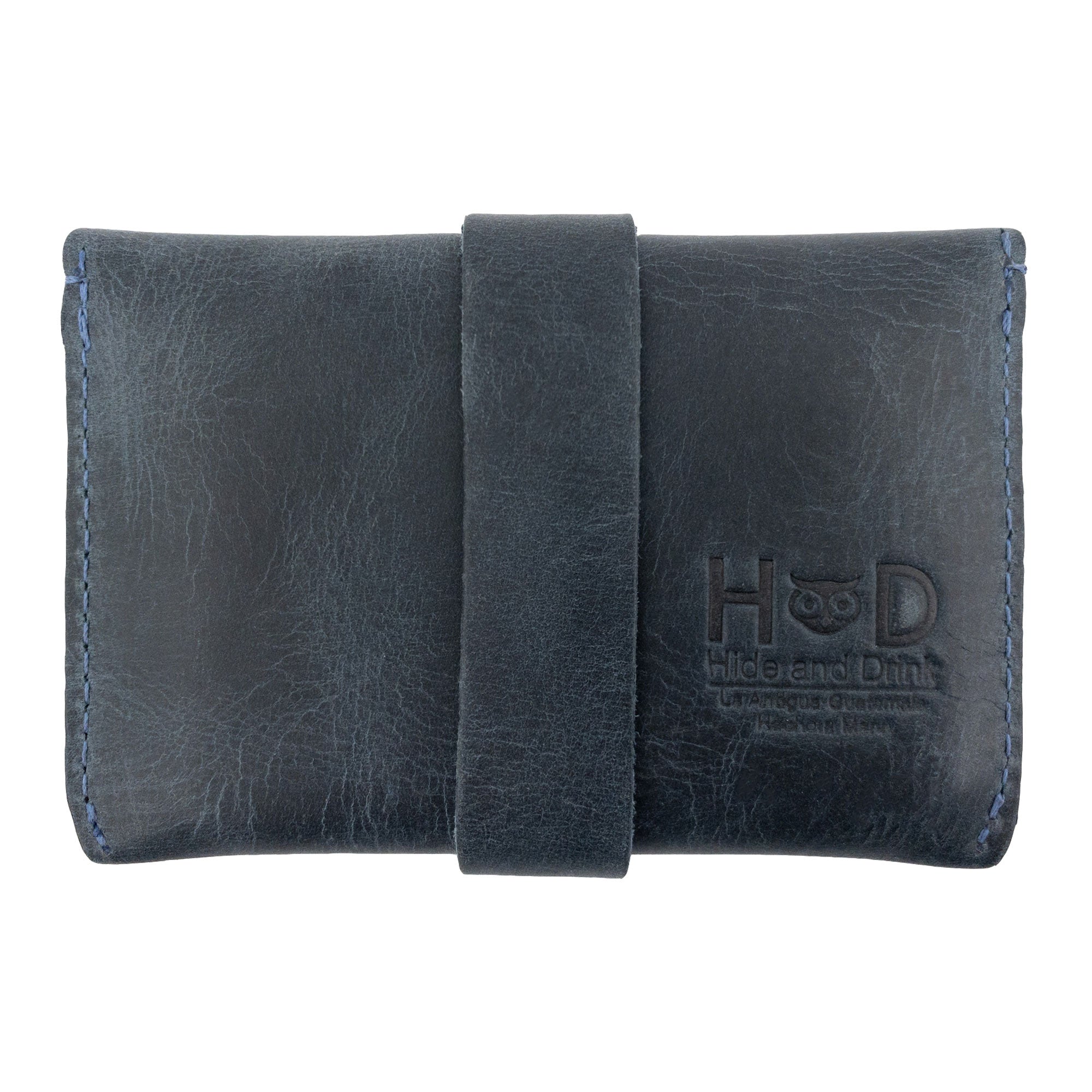 Front view of Hide & Drink's navy Credit Card Holder, featuring a sleek design made from Full Grain Leather. This minimalist wallet is handmade and exemplifies artisan skill from La Antigua Guatemala.
