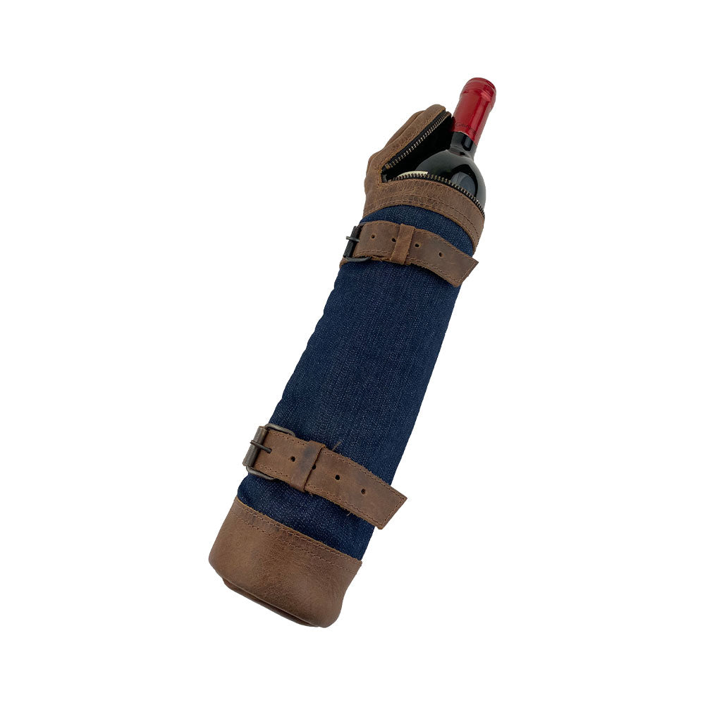 Detailed view of the Navy Blue Bicycle Tube from Hide & Drink, showing its durable construction and zipper. This Bike Pack Tube is perfect for transporting drinks while biking, reflecting the artisan approach and full grain leather craftsmanship. Handmade in La Antigua Guatemala and Oaxaca Mexico.