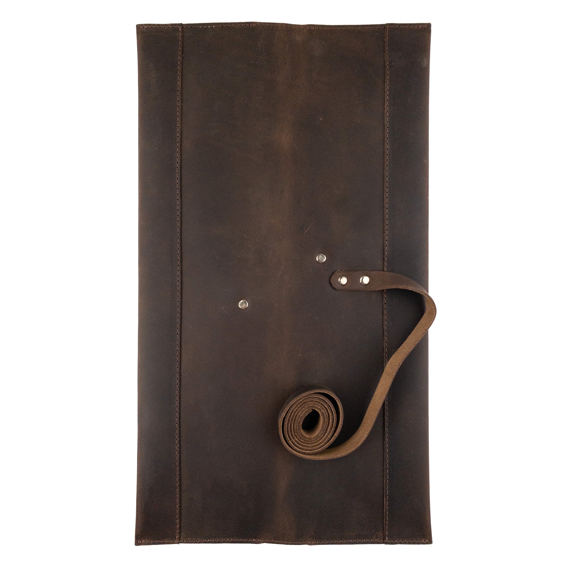 Cast Leather Co. Leather Double Knife Roll, revealing the sturdy backing with a practical strap. This Full Grain Leather Double Knife Roll offers excellent protection for culinary tools, blending functionality and elegance in the kitchen. Hand sewn in La Antigua Guatemala & Oaxaca Mexico.