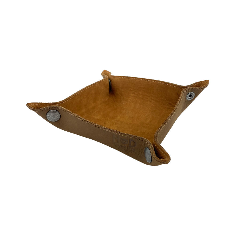Hide & Drink Valet Tray beautifully crafted from rich full grain leather, perfect as a catchall for keys and change. Handmade in La Antigua Guatemala & Oaxaca Mexico, Catchall Change Key Wallet Coin Box Tray Storage Valet, Full Grain Leather, StockyardX, Small Batch Production, Hand Cut, Hand Sewn, Fire Branded, Artisan.