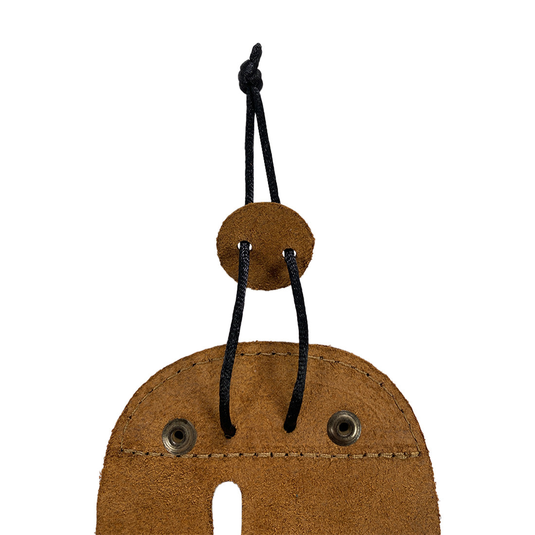 The Hide & Drink Left Handed Archery Finger Protector with a focus on detail and craftsmanship. This Archery Finger Tab serves as a Protect Guard for Recurve Bows, providing a perfect addition to shooting practice gear, made from robust Full Grain Leather by StockyardX’s artisans.