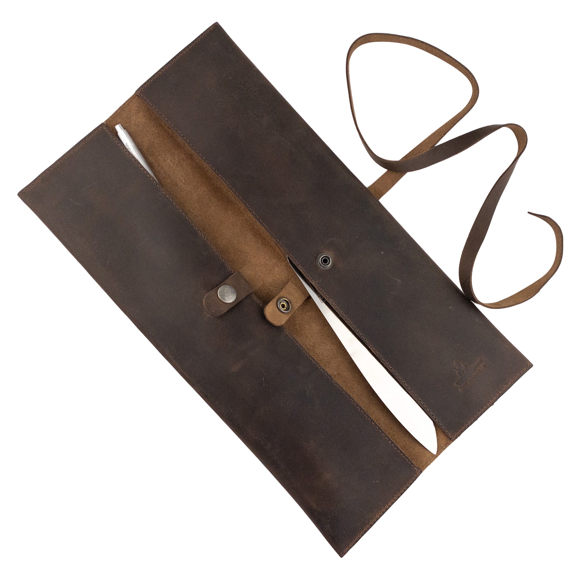 Cast Leather Co. Leather Double Knife Roll opened to reveal a spacious interior. This Full Grain Leather Double Knife Roll is a must-have for chefs and cooks, offering rustic knife storage with a touch of artisan craftsmanship from La Antigua Guatemala & Oaxaca Mexico.