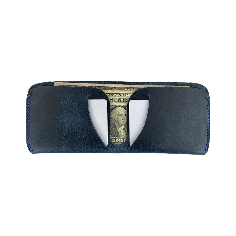 Dimensions of the Hide & Drink Minimal Wallet, showcasing its slim profile made from Full Grain Leather. This Classic Slimfold Wallet serves as an efficient Card Organizer Holder and Travel Accessory, embodying the charm of Small Batch Production techniques by artisans in La Antigua Guatemala & Oaxaca Mexico.