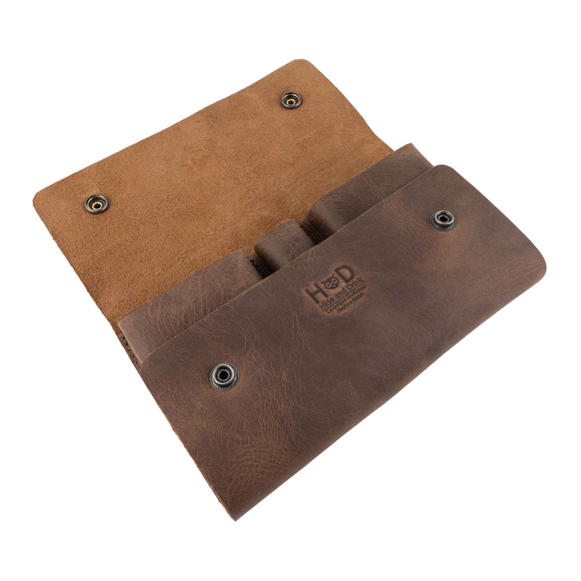 Hide & Drink's Playing Card Case with measurements shown, emphasizing its compact design and handmade Full Grain Leather construction. Ideal for organizing playing cards and dice for travel and poker games, this case reflects artisan quality and minimalist style.