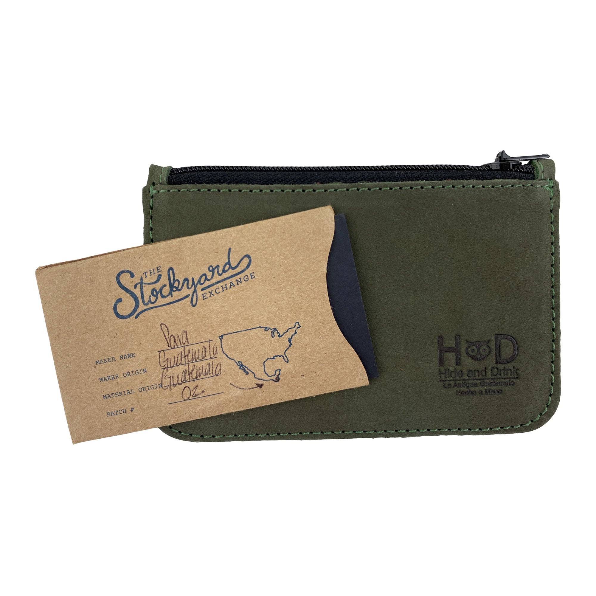 Front view of the luxurious burgundy Hide & Drink Zippered Wallet. This handmade Full Grain Leather piece is an exceptional Card Case and Coin Organizer, crafted in La Antigua Guatemala & Oaxaca, Mexico.