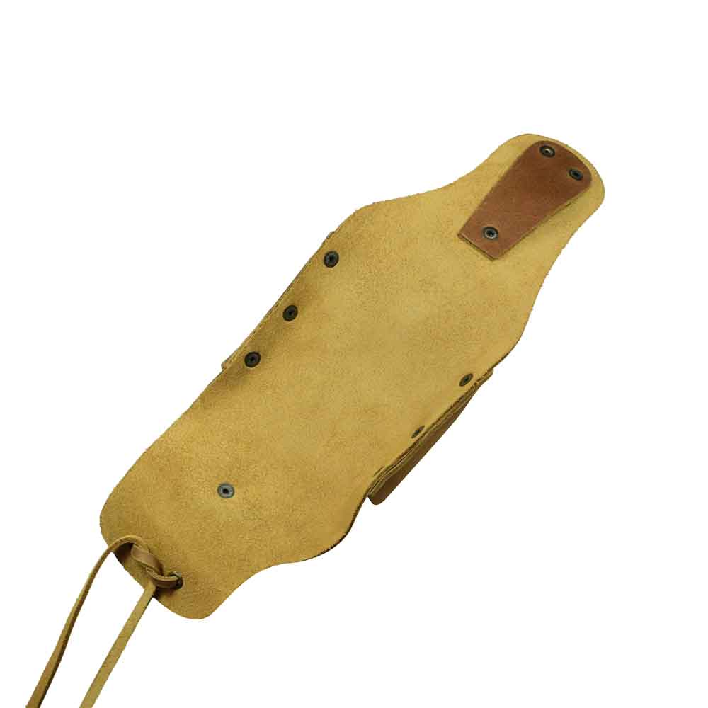 Hide & Drink Beer Holster Cowboy Buzy, the ultimate Beer Holster for Cowboy offering a hands-free beverage option. This Western Bottle Leg Grip is crafted from full grain leather, epitomizing small batch production and artisan skill in La Antigua Guatemala.