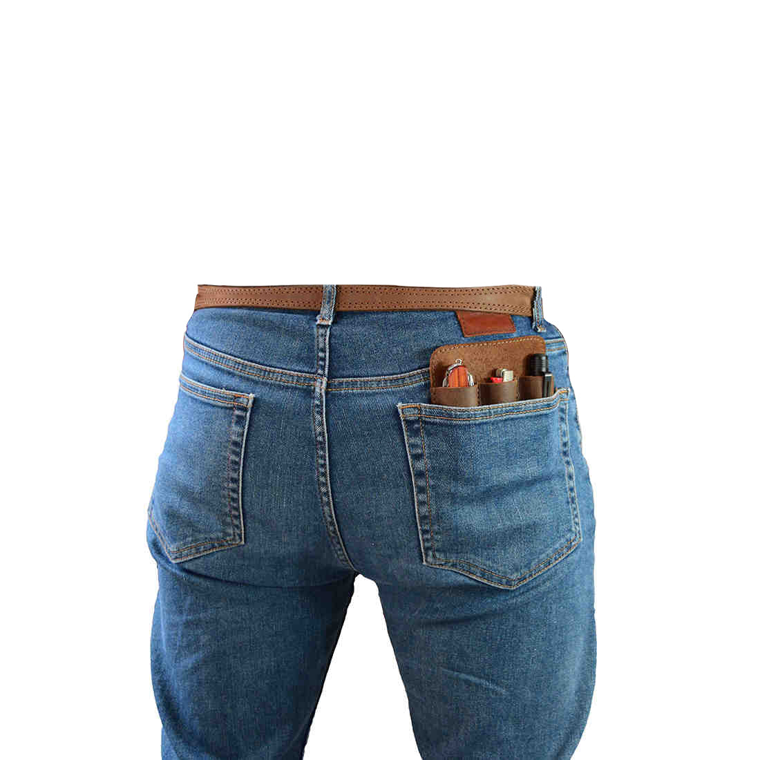 Hide & Drink Minimalist Tool Pocket tucked into the back pocket of jeans. This stylish Tool Pocket Pouch, made from Full Grain Leather, is perfect for carrying tools on-the-go. Hand crafted by artisans in La Antigua Guatemala, a true testament to small batch production and quality.
