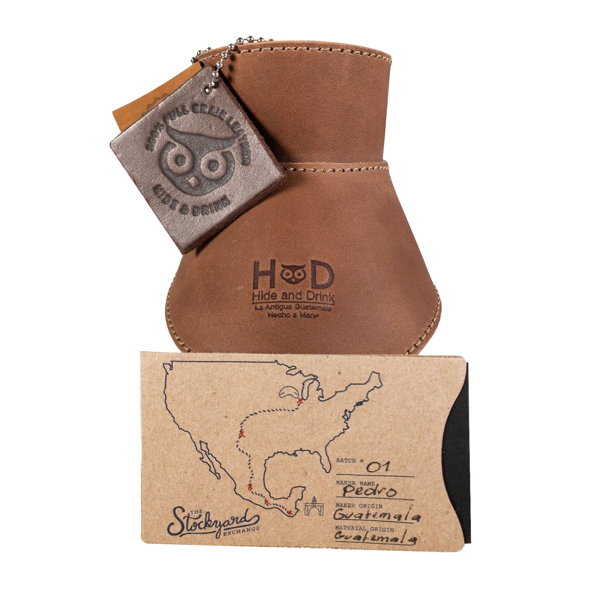 View of Hide & Drink Chemex Collar in navy leather on a coffee maker, emphasizing its stylish design. This collar is ideal for pour over coffee compatible with Chemex 6-Cup Glass, handmade in La Antigua Guatemala & Oaxaca Mexico.