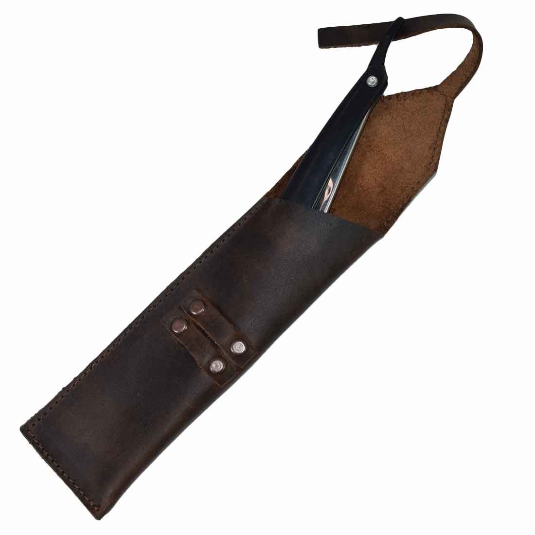 Hide & Drink Combo Barber (2-Pack) showcasing a leather razor case designed to store a straight razor, made with premium full grain leather. This barber starter pack (set of 2) is tailored for stropping, grooming, and beard maintenance, reflecting the quality of small batch production, artisan hand cut and sewn techniques, fire branded, handmade in La Antigua Guatemala & Oaxaca Mexico.