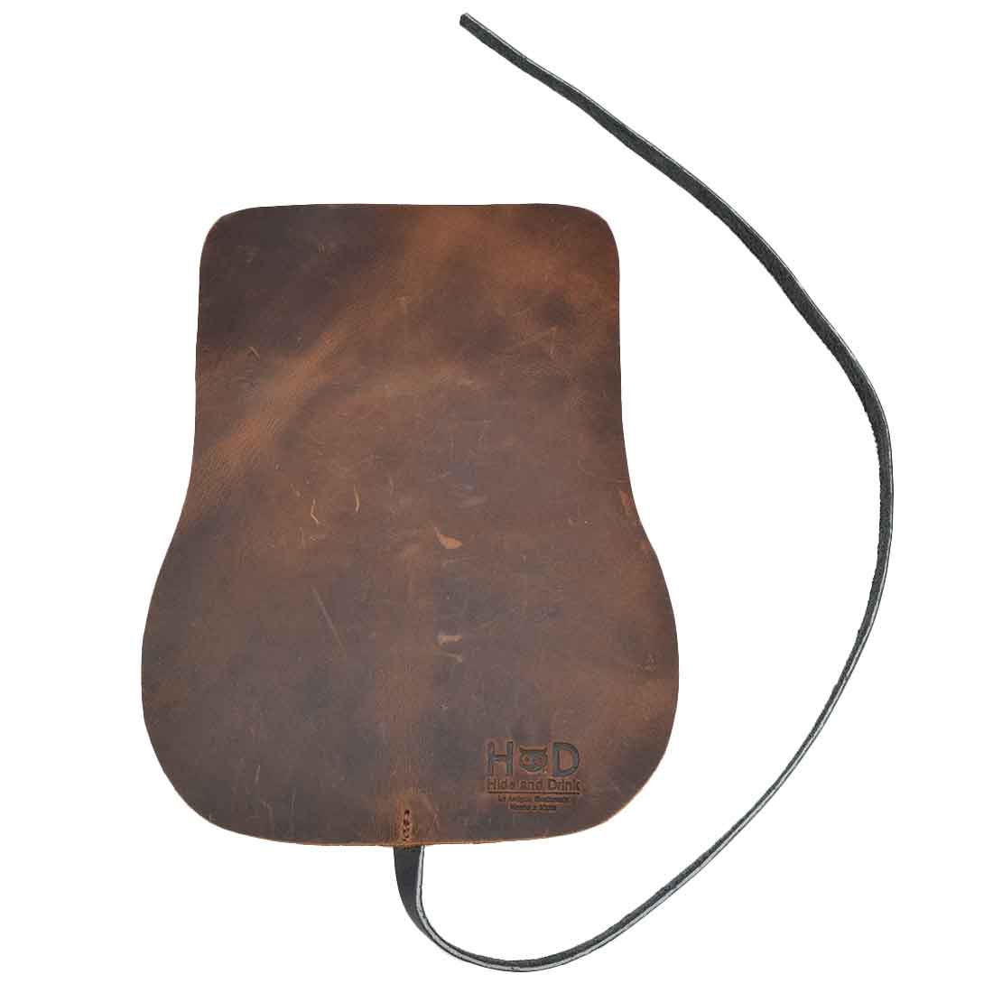 Hide & Drink Leather Sunglass Wrap provides a rustic and elegant way to store your sunglasses. This eye glasses storage is made from full grain leather, ideal for travel. Each wrap is hand cut and sewn by artisans in La Antigua Guatemala, reflecting small batch production.