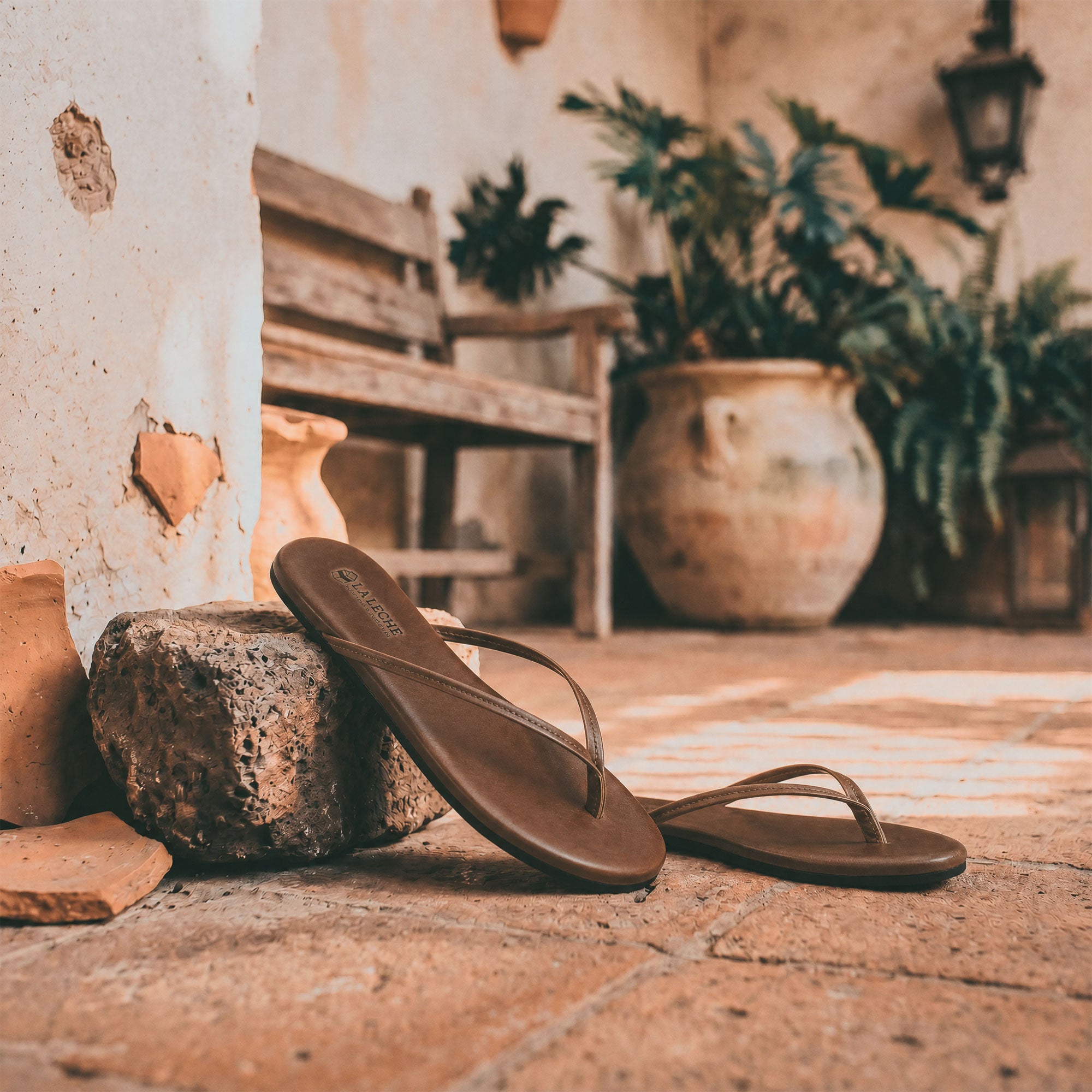 The Solana Leather Flip Flop (Women's)