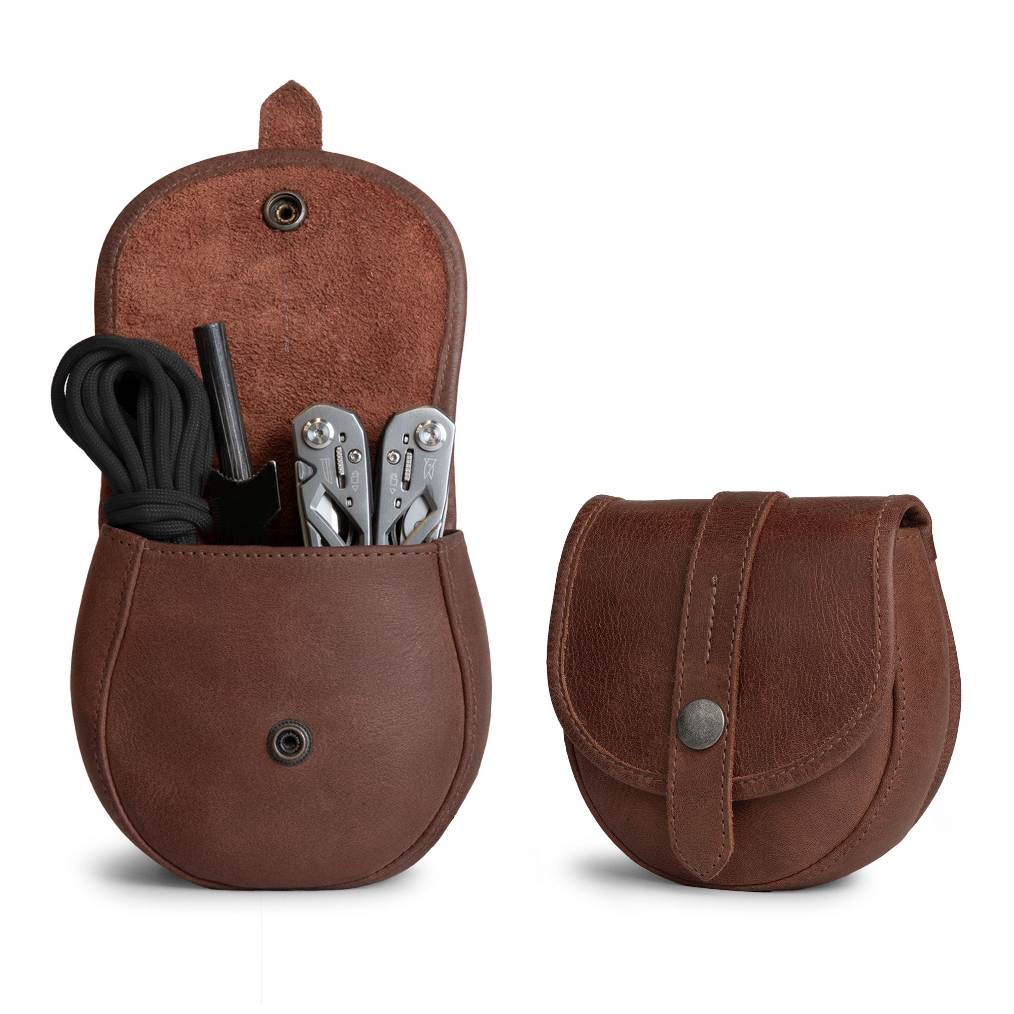 Interior view of the Bushcraft Leather Pouch by Hide & Drink, highlighting its ample storage space for tools, featuring a rugged and functional design, perfect for outdoor adventures and DIY projects. Bushcraft Leather Pouch - Waist Holster Bag, Conveniently Attaches to Belt - Accessory for Storing Tools and Equipment for DIY Projects, Full Grain Leather, StockyardX, Small Batch Production, Hand Cut, Hand Sewn, Fire Branded, Artisan, Handmade in La Antigua Guatemala & Oaxaca Mexico.
