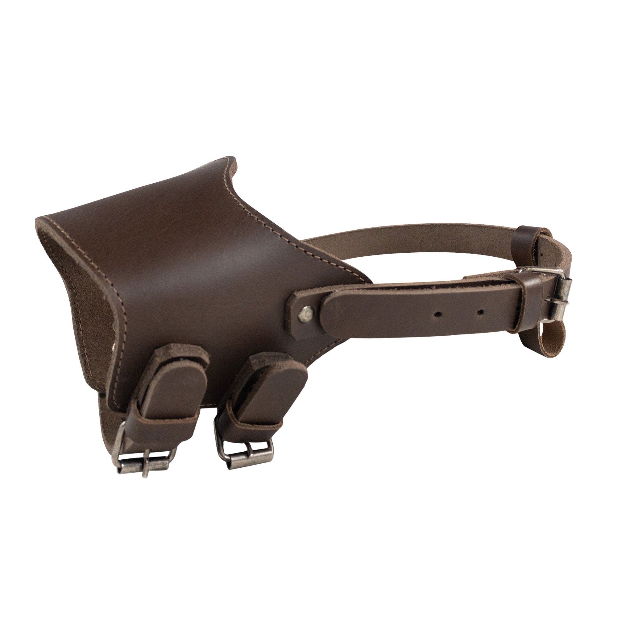 A front view of the Adjustable Dog Muzzle by Taco Dog, highlighting its secure fit and handcrafted details. This quality muzzle, made with full grain leather, offers comfort for your dog, produced with artisan techniques in La Antigua Guatemala.