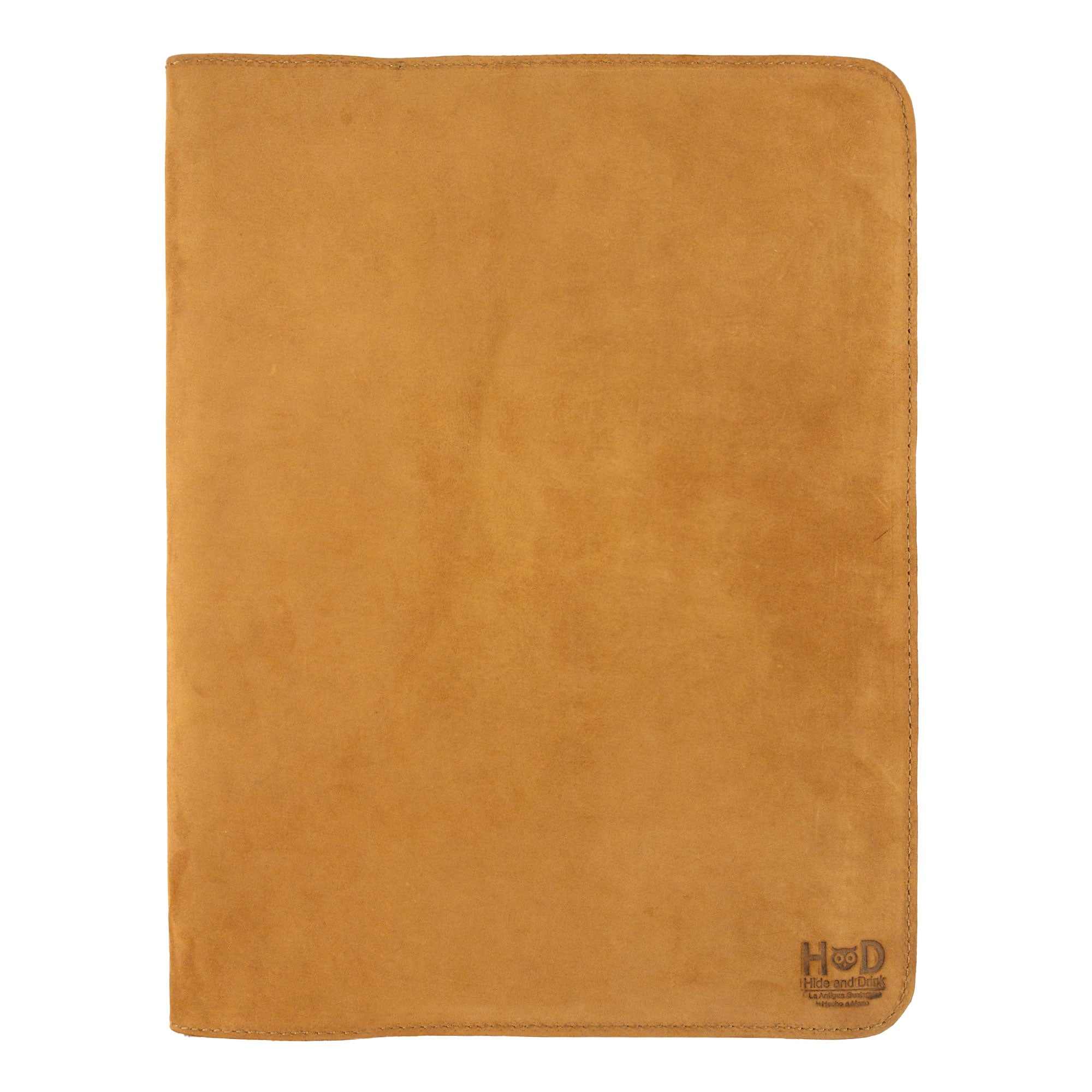 A clean view of the Journal Cover for (8.5 x 11 in.) Moleskine Cahier XXL by Hide & Drink, featuring rich full grain leather that provides durable protection. This journal cover is crafted with attention to quality in small batch production made in La Antigua Guatemala & Oaxaca Mexico.