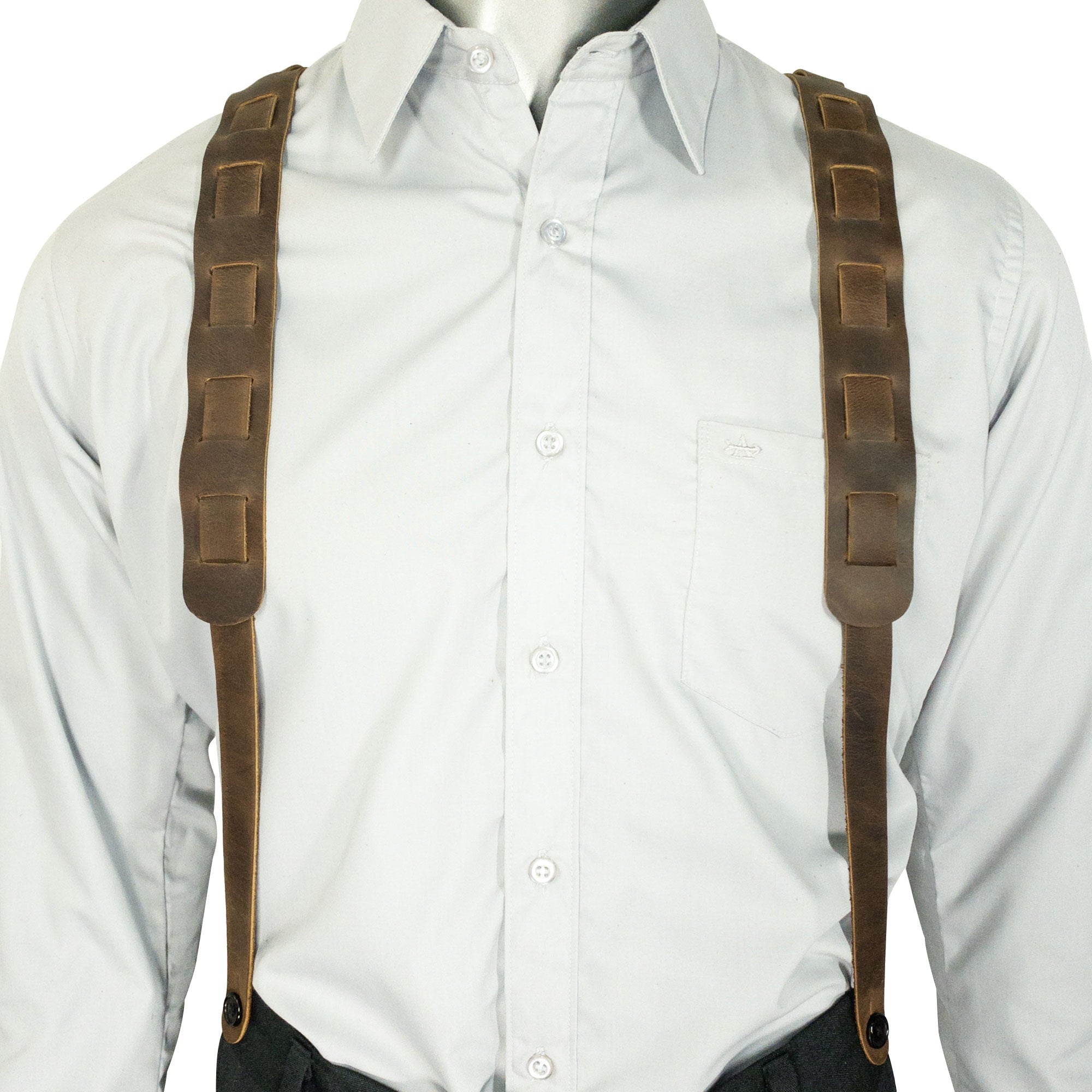 Button End Suspenders from Hide & Groom displayed on a mannequin, featuring a classic Y shape and adjustable straps. These full grain leather suspenders are designed for groomsmen, making them ideal for weddings, dinner parties, and more. Artisan crafted in La Antigua Guatemala.