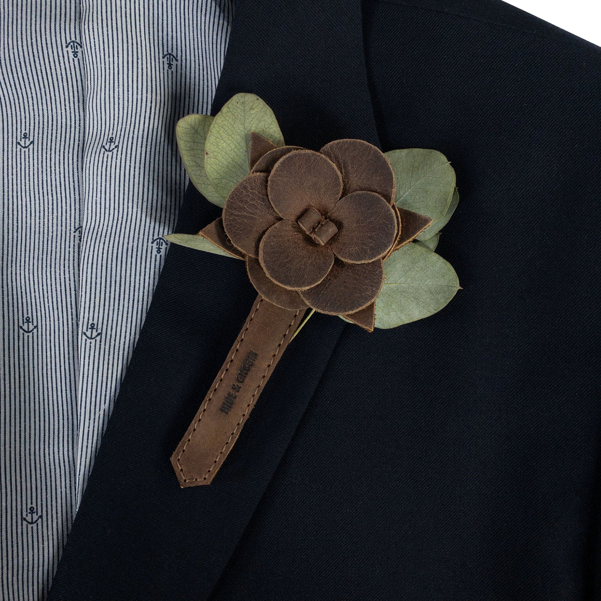 Flower Boutonniere for Groomsmen - Stockyard X 'The Leather Store'