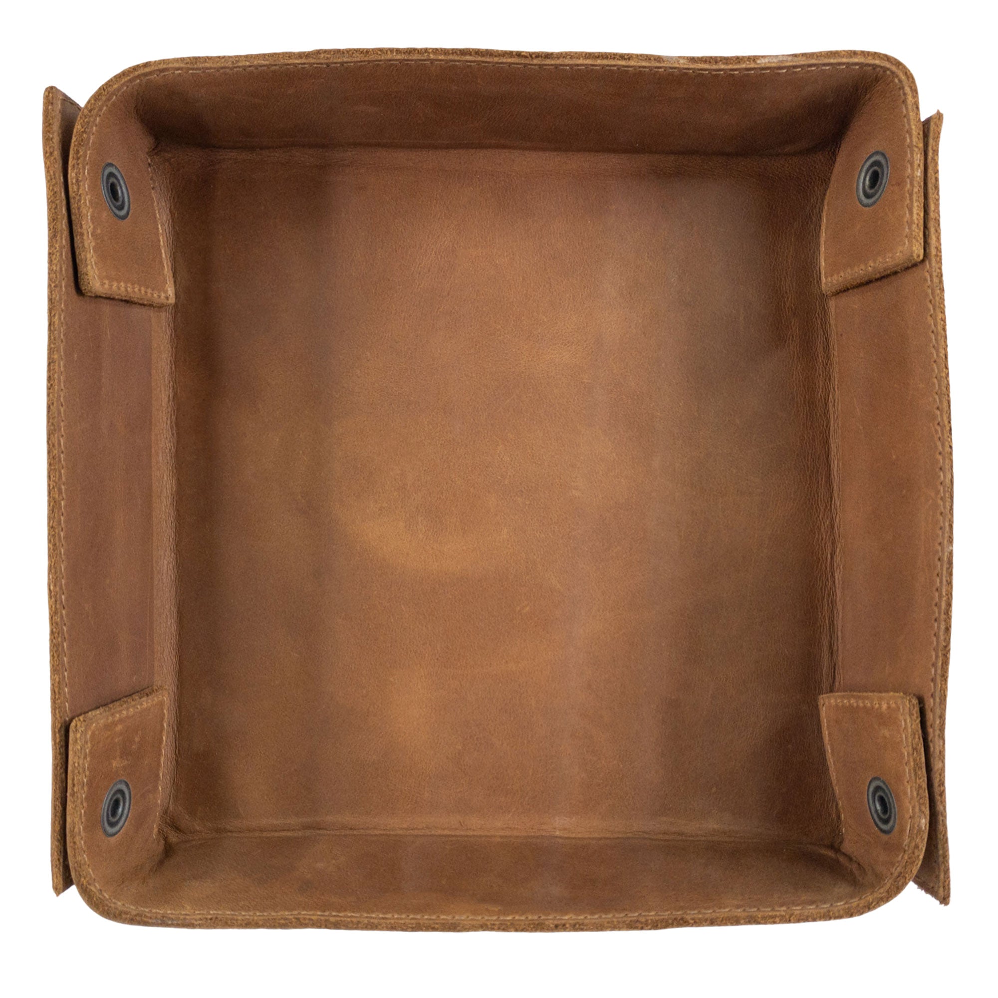 Hide & Drink Jumbo Tray featuring a sophisticated vintage style, made from durable full grain leather to organize your essentials. This catchall tray represents artisan craftsmanship from La Antigua Guatemala.