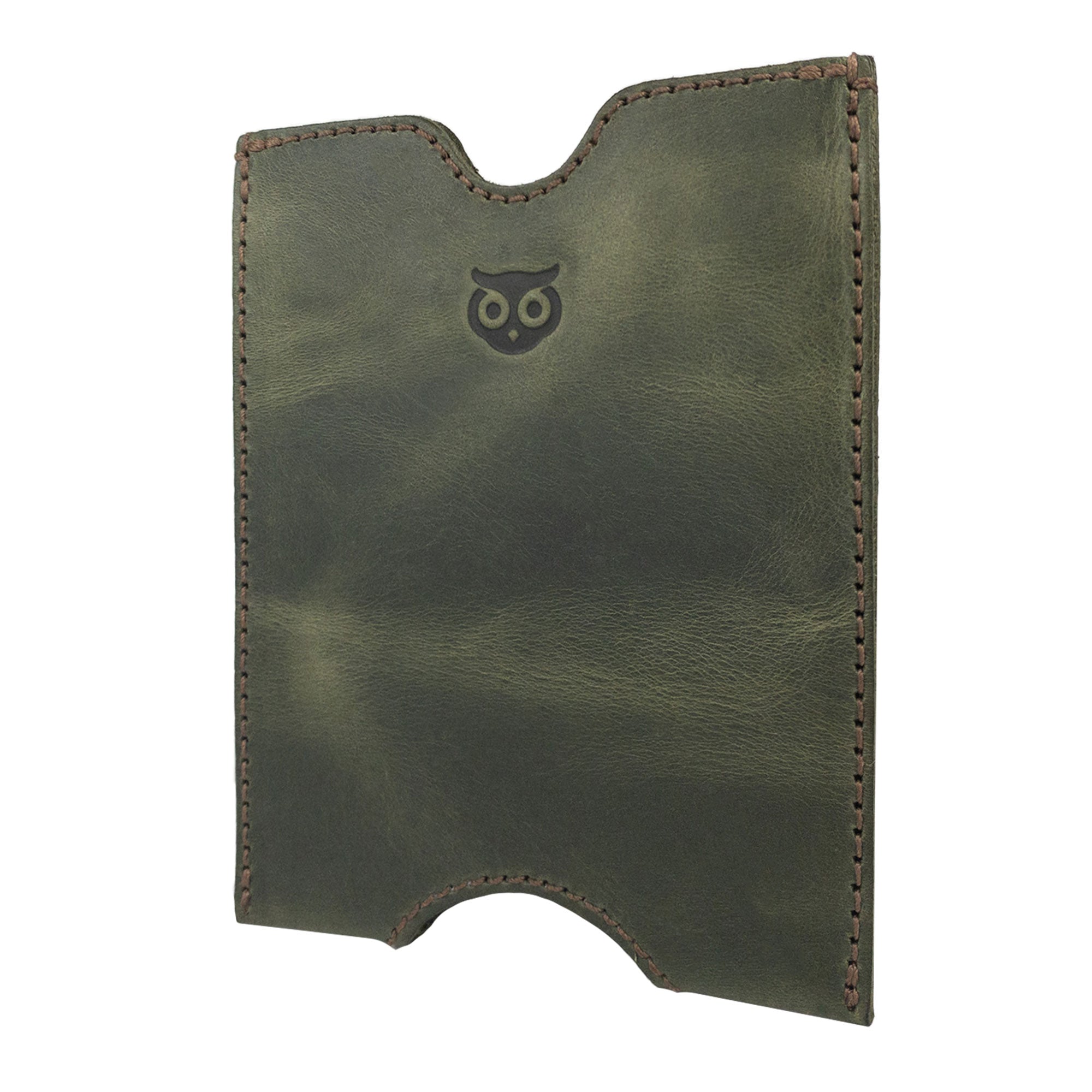 Hide & Drink's green Passport Sleeve with luxury texture for passports, combining functionality and style. This Full Grain Leather Travel Passport Pocket Sleeve is handmade in La Antigua Guatemala.