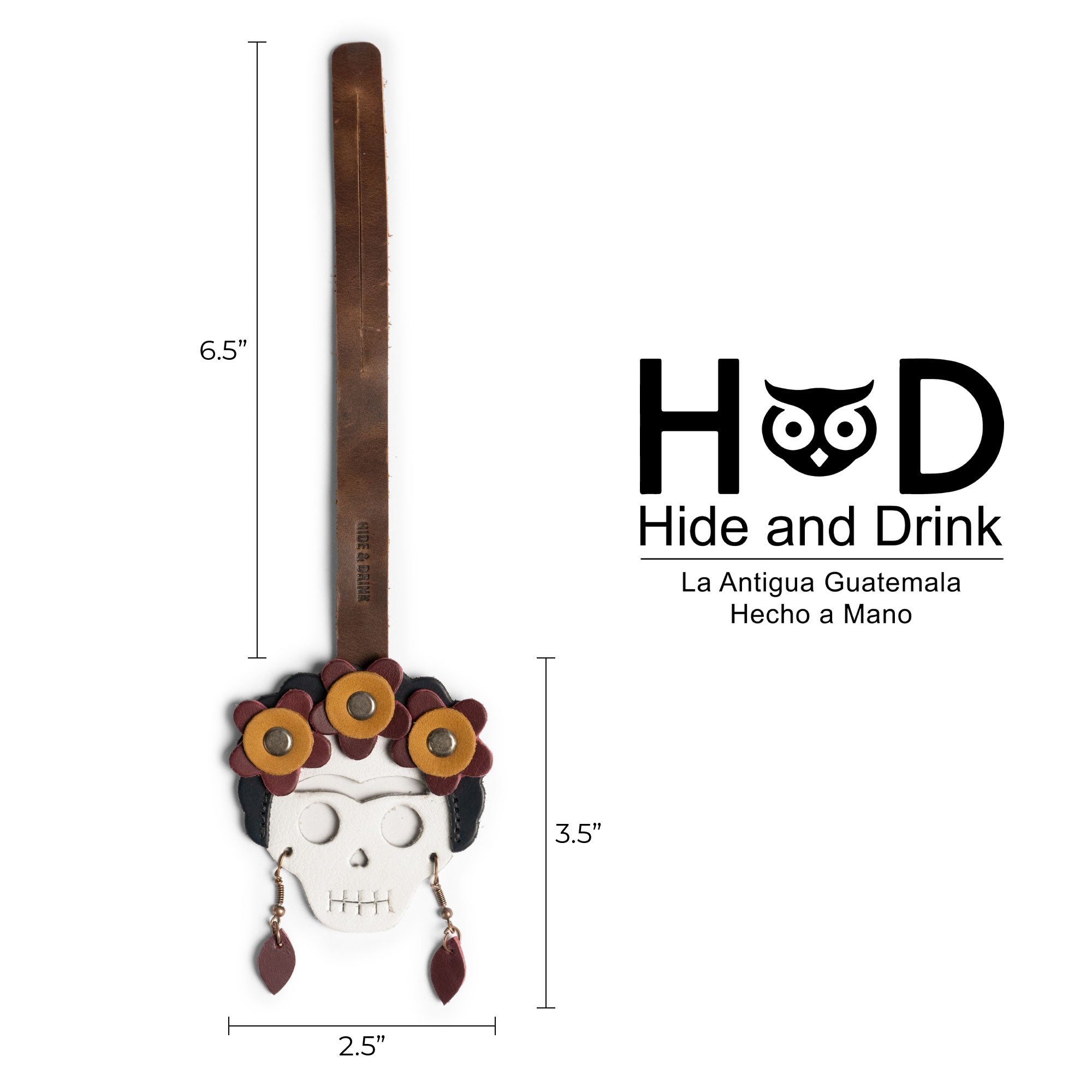 Hide & Drink Bag Charms illustrating dimensions for a charming strawberry design. This charm for handbags serves as a purse charm for tote & backpacks made from high-quality full grain leather. Capturing StockyardX's dedication to small batch production, each item showcases hand cut, hand sewn artistry and fire branding, handmade in La Antigua Guatemala & Oaxaca Mexico.