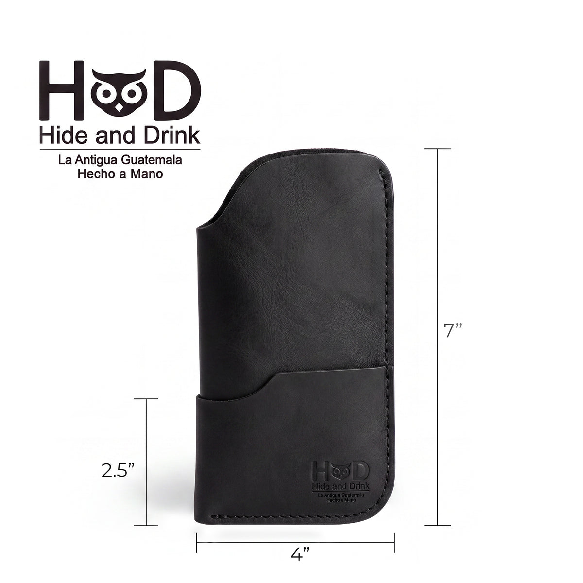 Presenting the Hide & Drink Sunglass Case & Wallet, a perfect sailing companion for your eyeglasses. This Rustic Sunglasses Case & Wallet showcases the benefits of Full Grain Leather, making it ideal as a glasses sleeve for travel, proudly handmade in La Antigua Guatemala & Oaxaca Mexico.