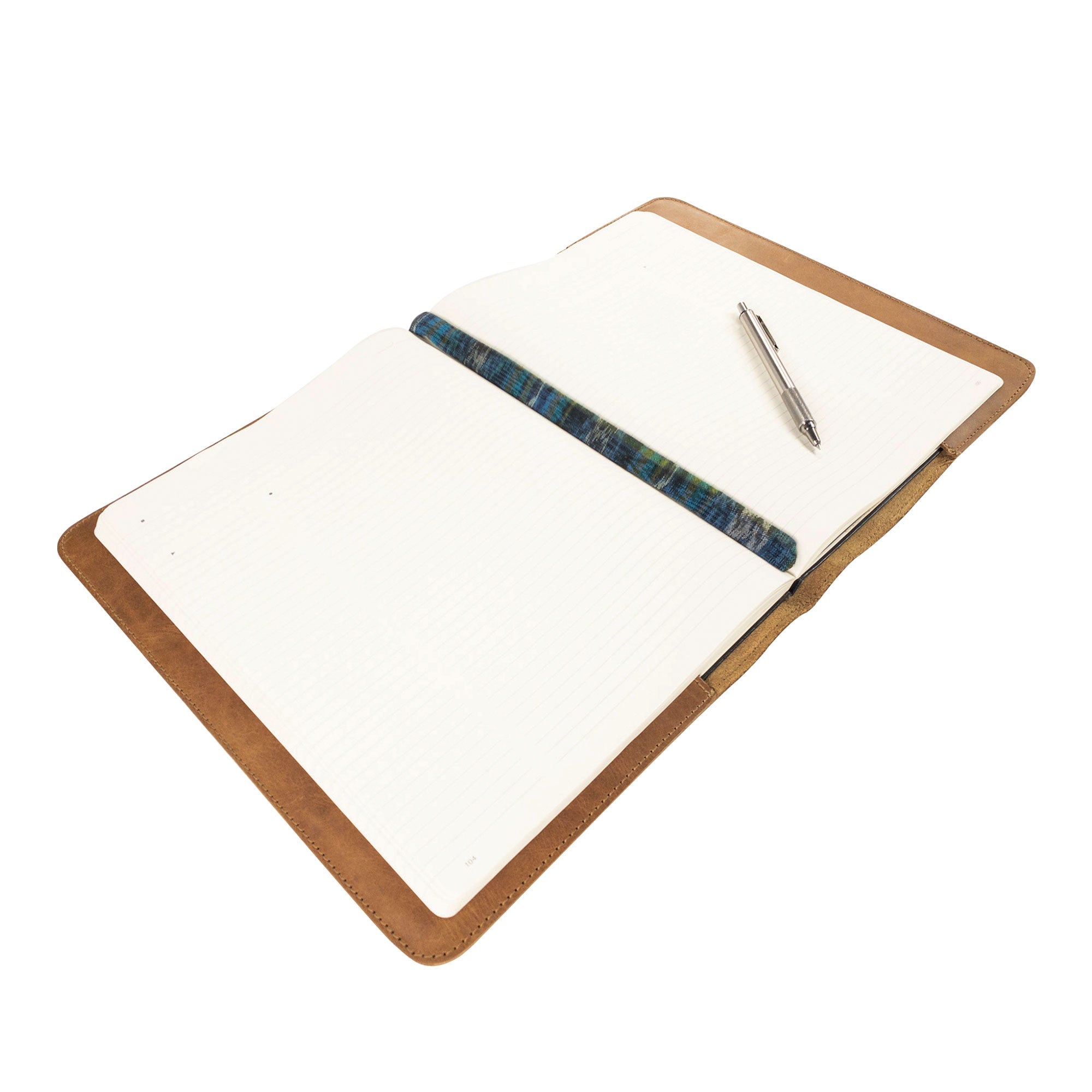 The Journal Cover for (8.5 x 11 in.) Moleskine Cahier XXL by Hide & Drink, depicted with its artisan details and fine leather quality. Perfect for adding sophistication to your writing experience, handcrafted in La Antigua Guatemala & Oaxaca Mexico.