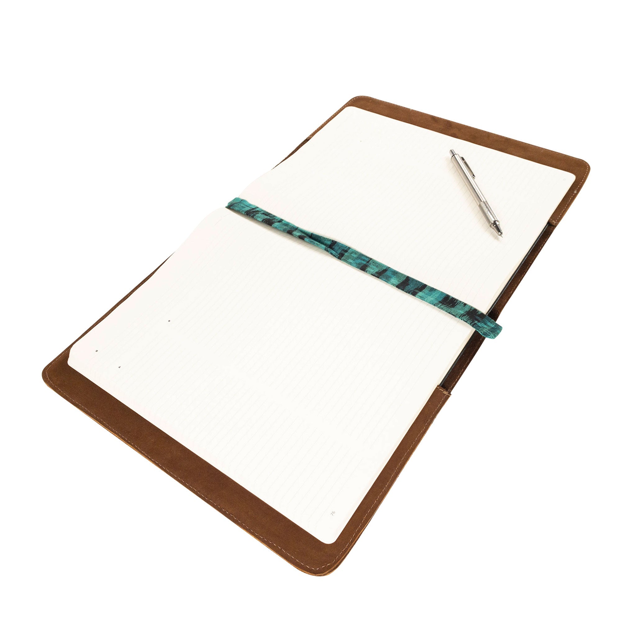 Exquisite features of the Journal Cover for (8.5 x 11 in.) Moleskine Cahier XXL from Hide & Drink, demonstrating high-end craftsmanship in every detail. An essential addition for any writer, made in La Antigua Guatemala & Oaxaca Mexico, ensuring quality with each piece.