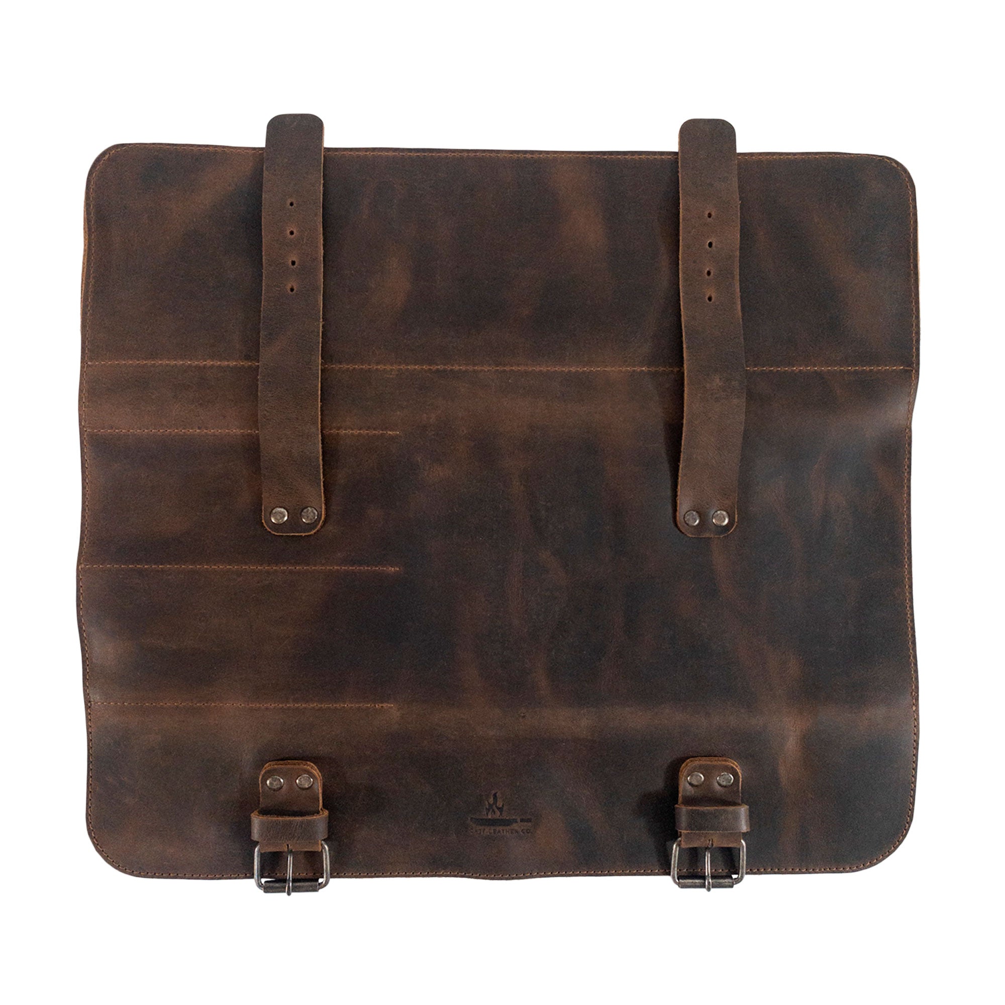 Detailed image of the Utility Knife Roll from Cast Leather Co. with dimensions labeled, emphasizing its practical design for knives and accessories. Made from full grain leather, this knife case is an example of artisan craftsmanship and handmade techniques originating from La Antigua Guatemala.