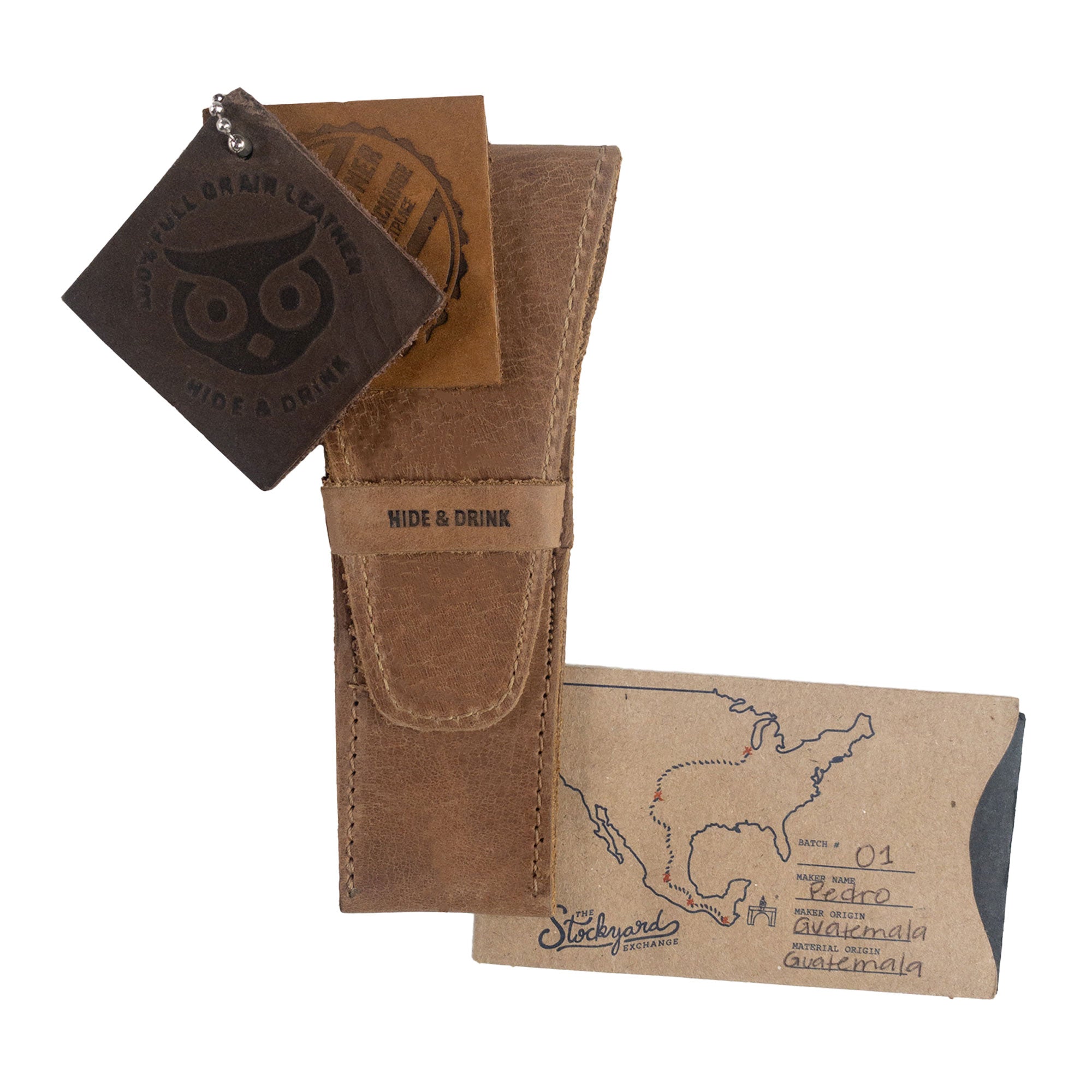 The brown Safety Razor Case by Hide & Drink, highlighting its artisan design and full grain leather quality. A perfect travel companion for shaving accessories, this handmade case is produced in small batches in La Antigua Guatemala and Oaxaca Mexico.