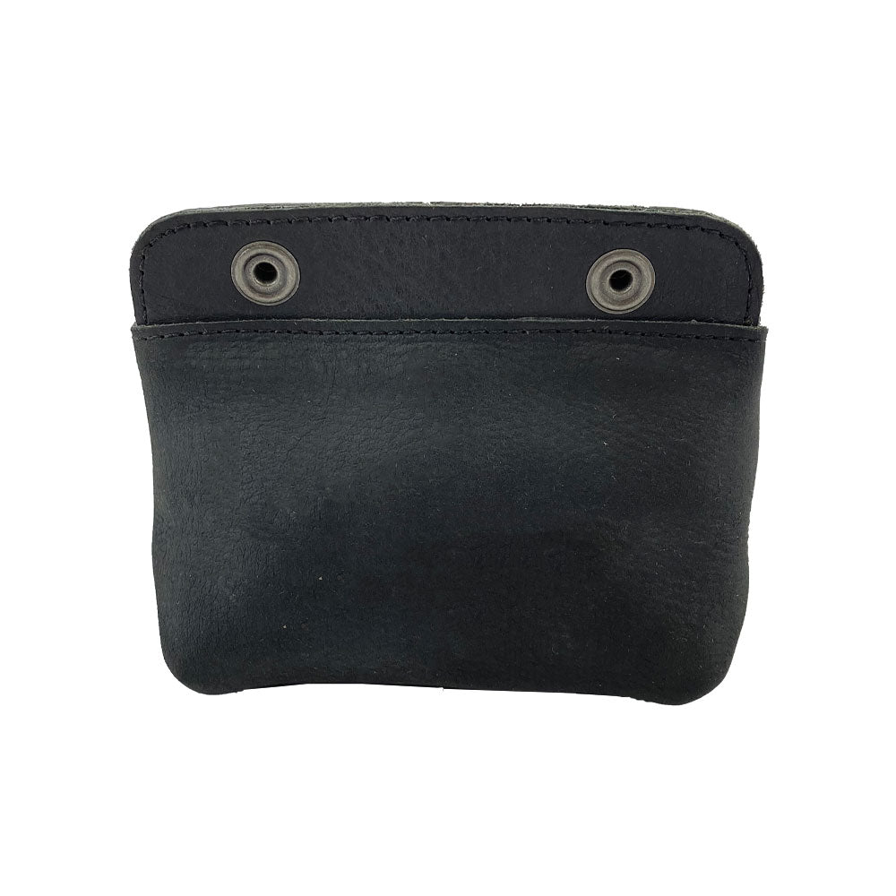 Back view of Hide & Drink Double Snap Pouch, emphasizing its versatile functionality as a cash & card holder and coin organizer. Handcrafted with full grain leather in La Antigua Guatemala.