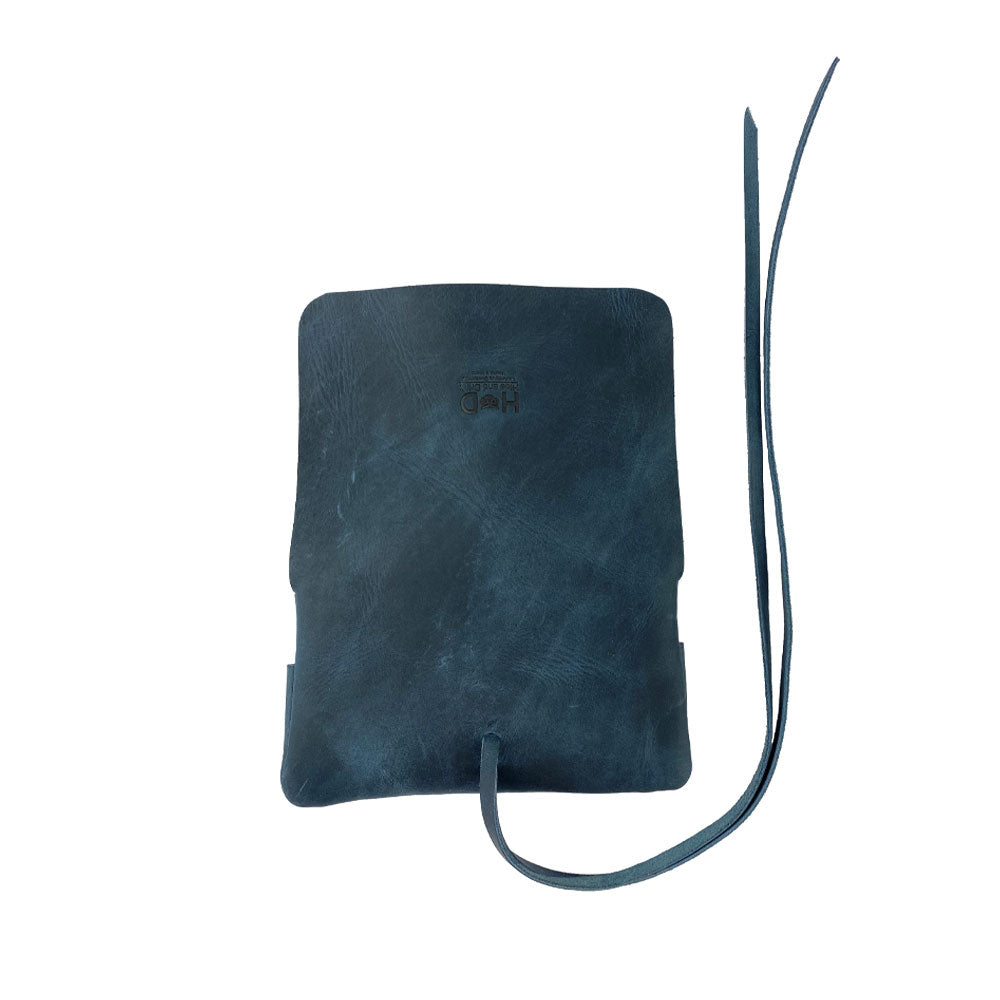 Profiles of Hide & Drink Tobacco Pouch highlighting its craftsmanship, made for those who appreciate stylish smoking and notebook cover options.