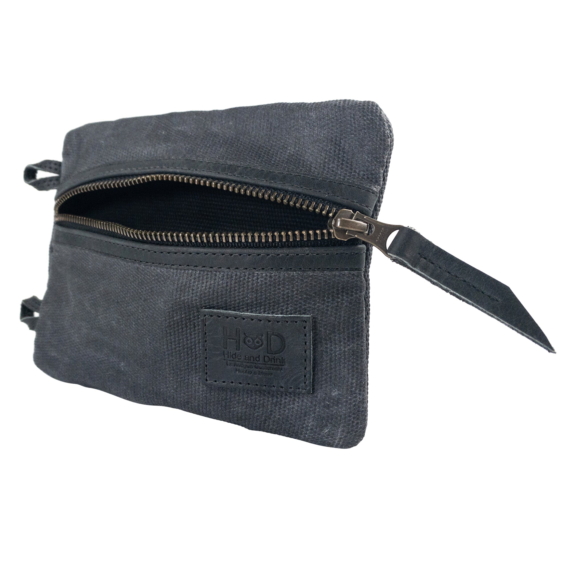 Dimensions of the black Multi-tool Pocket Pouch - XL by Hide & Drink illustrated with measurements, allowing for perfect sizing for personal use. Multi-Tool Pocket Pouch XL, Mini Camping Tool Case, Compact Multipurpose EDC Zippered Bag, Handmade Slim Organizer, Waxed Canvas, StockyardX, Small Batch Production, Artisan, Handmade in La Antigua Guatemala & Oaxaca Mexico.