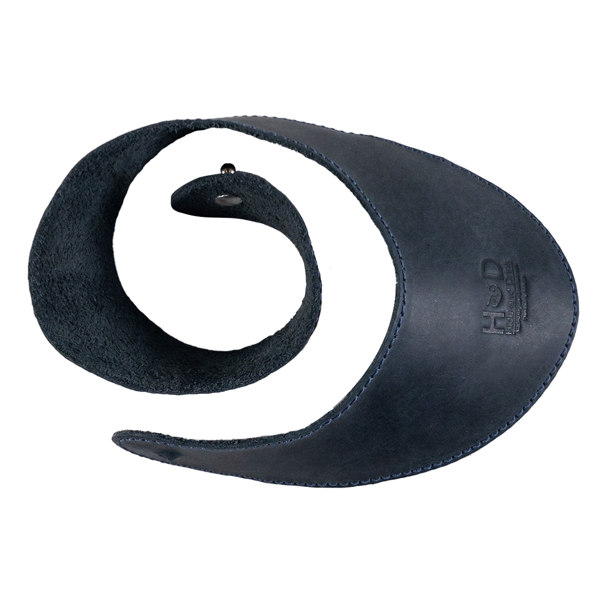 Measurement details of Hide & Drink Chemex Collar in navy leather, showcasing its artisan quality for perfect fit. Designed for pour over coffee compatible with Chemex 6-Cup Glass, handmade in La Antigua Guatemala & Oaxaca Mexico.