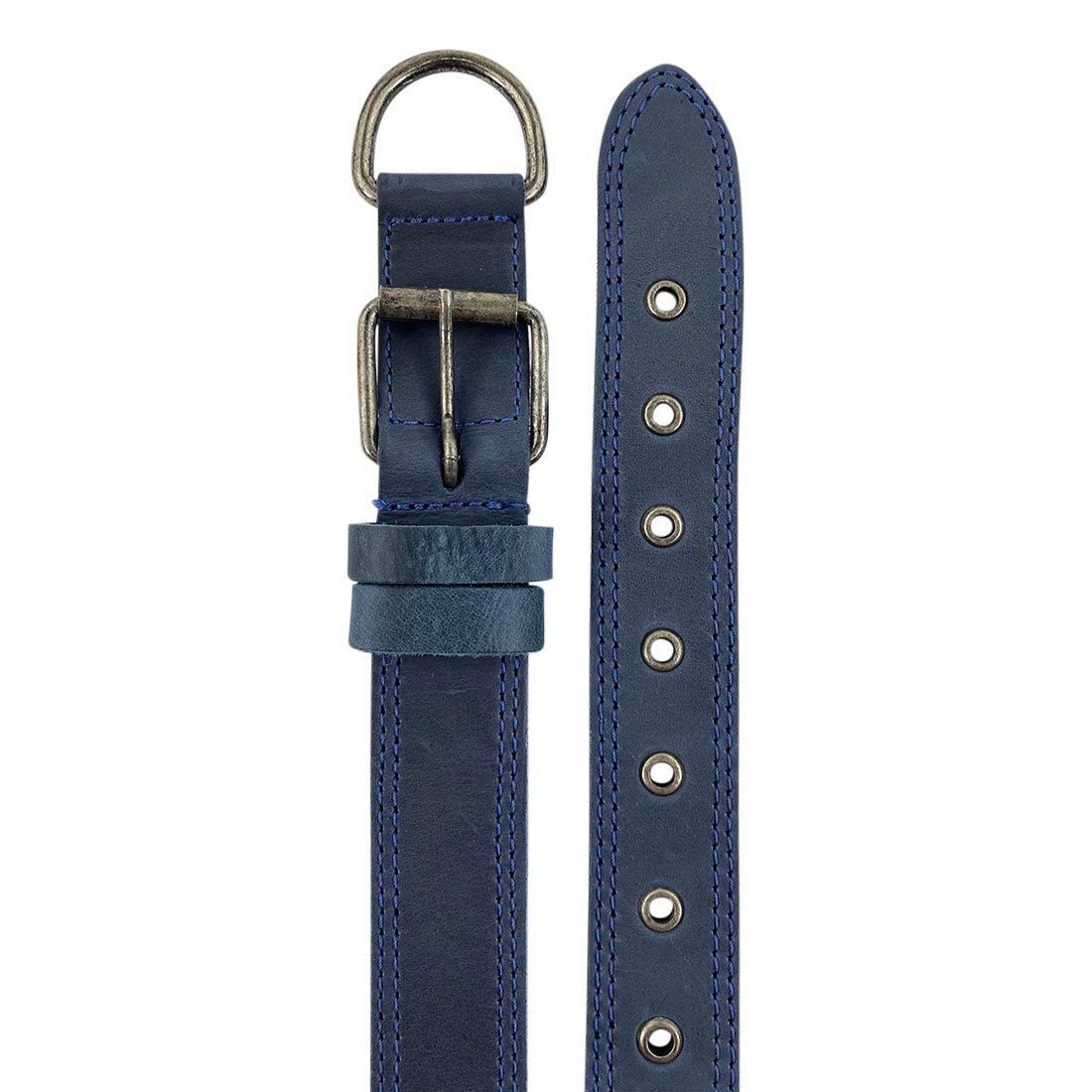 Taco Dog Blue Leather Dog Collar illustrating its durable full grain leather build, suitable for medium to large dogs. Equipped with an adjustable buckle and metal D ring, handmade by artisans in La Antigua Guatemala.
