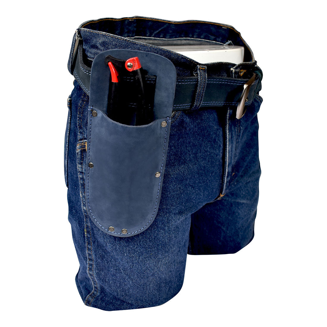 Hide & Drink Garden Pruner Sheath made from high-quality Thick Full Grain Leather, ideal for gardeners needing quick access to their tools. This artisan product merges style and functionality.