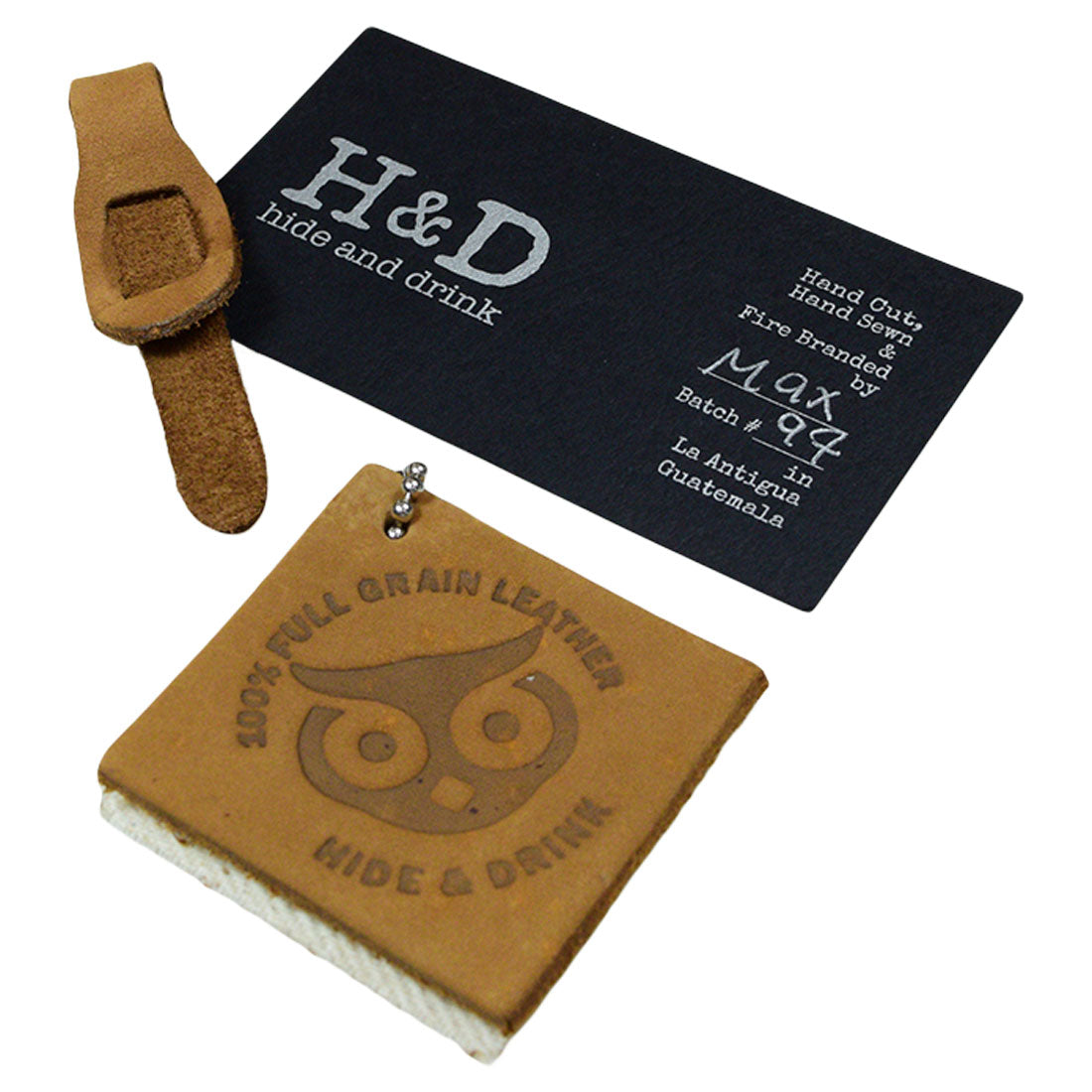 Unique Rustic Zipper Pull Replacement by Hide & Drink in fine full grain leather. This component of the 6 pack is ideal for customizing backpacks, jackets, wallets, luggage, and bags. Artisan crafted, fire branded, emphasizing quality from La Antigua Guatemala & Oaxaca Mexico.
